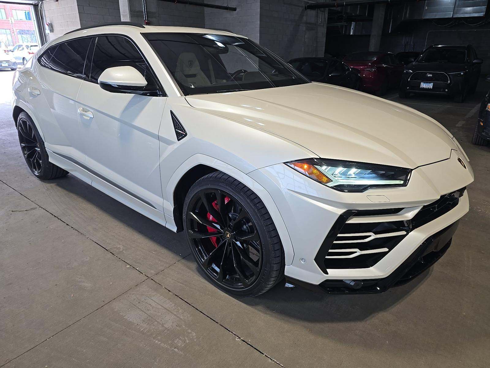 2022 Lamborghini Urus Base AWD