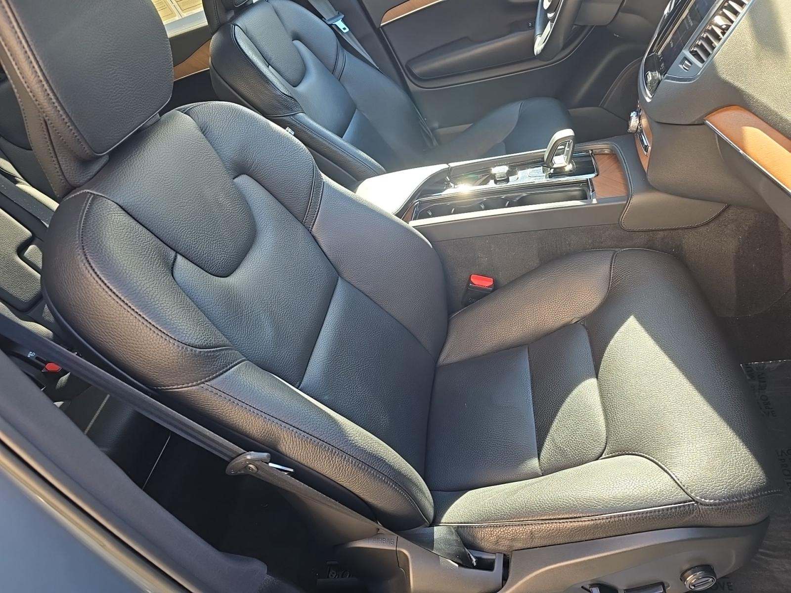 2023 Volvo XC90 B6 Core AWD