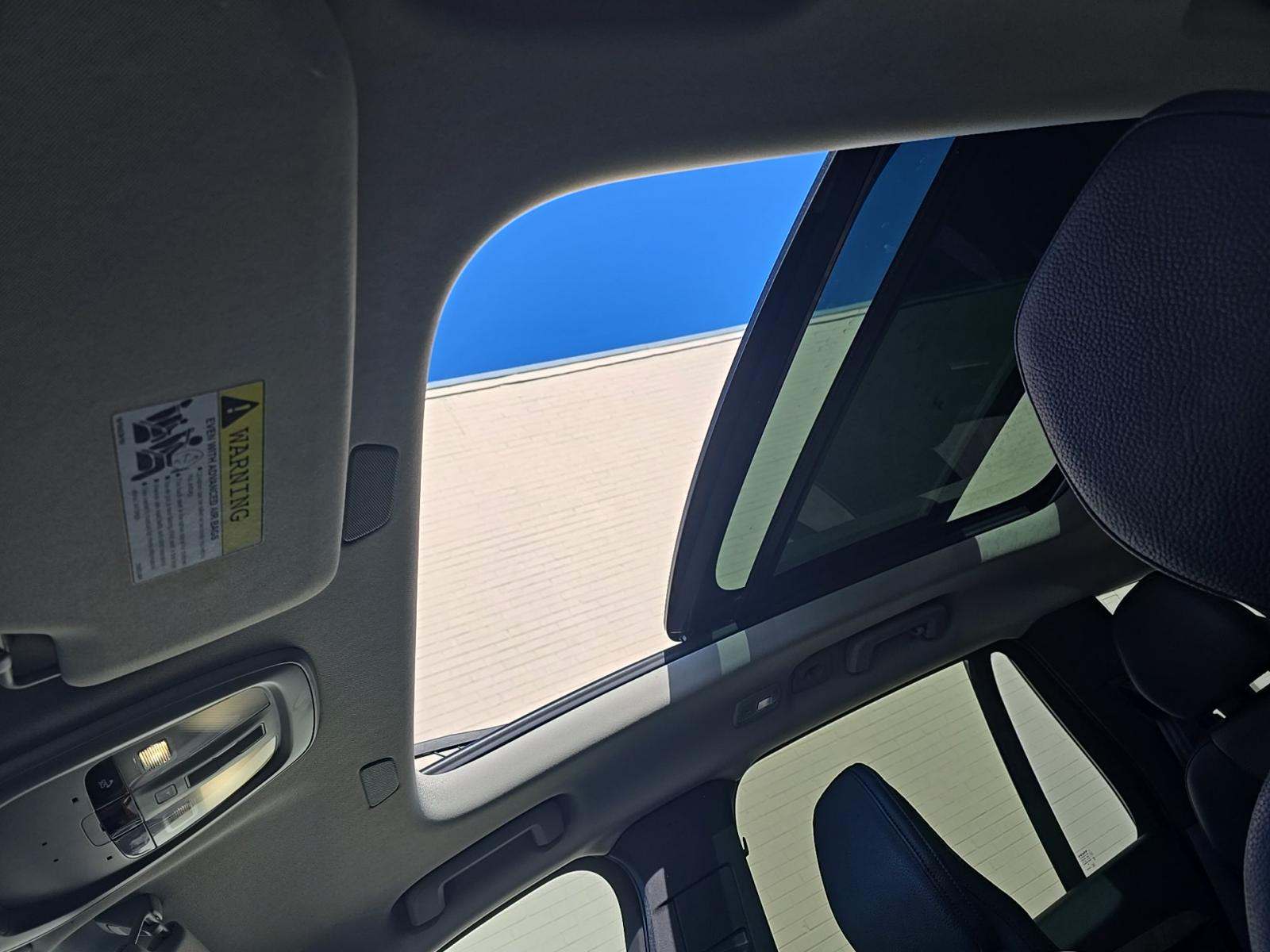 2023 Volvo XC90 B6 Core AWD