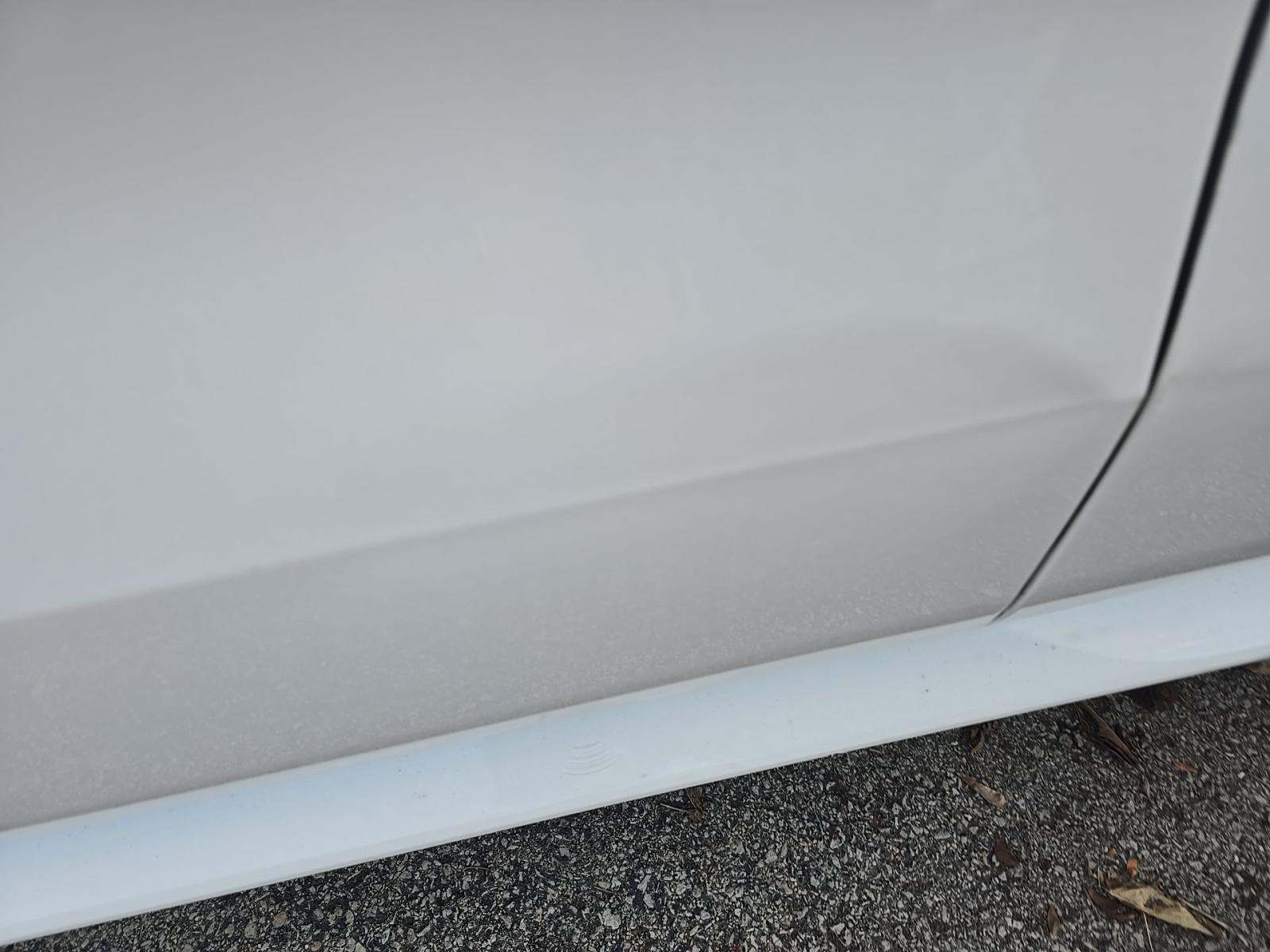 2024 Toyota Sienna LE FWD