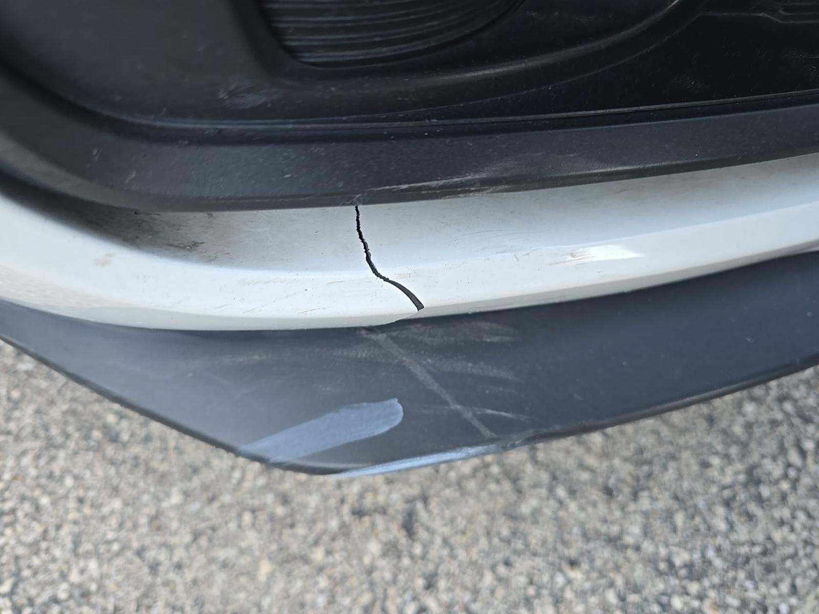 2024 Toyota Sienna LE FWD