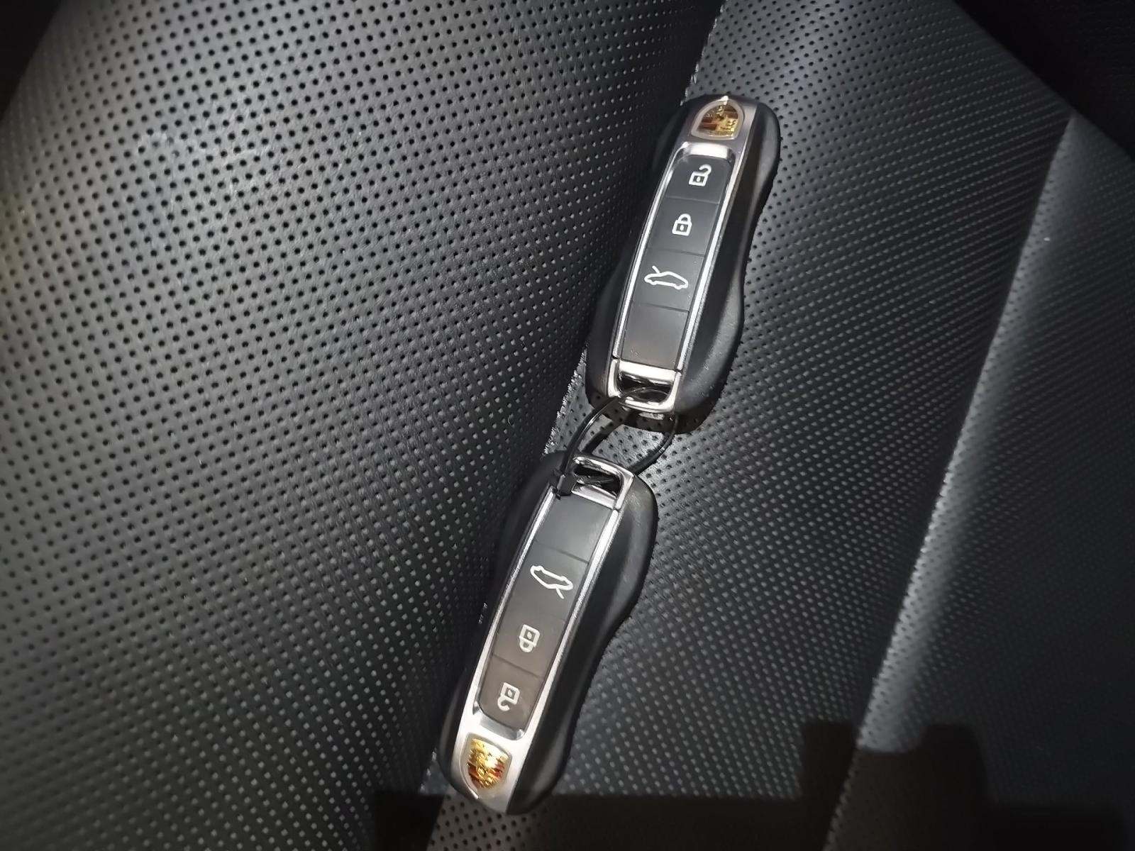 2022 Porsche 911 Turbo S AWD