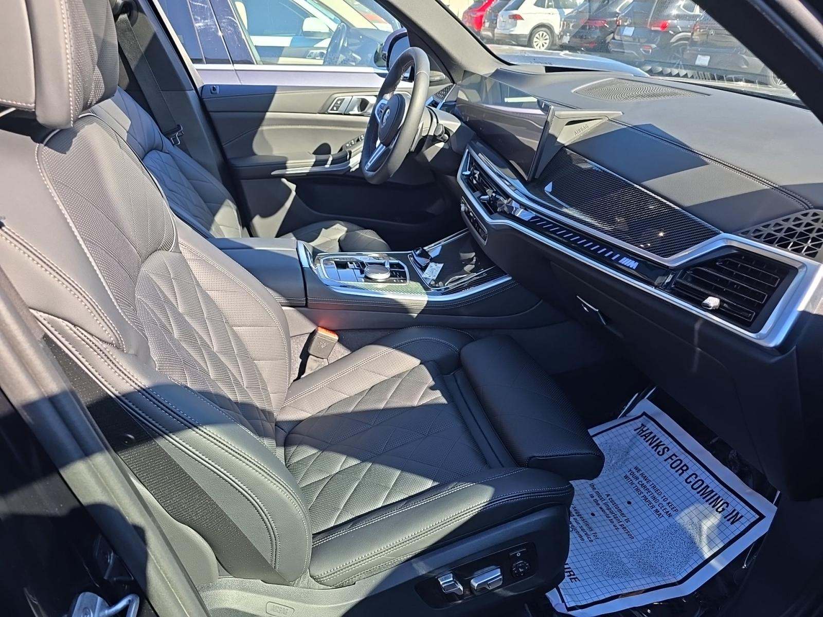 2025 BMW X5 M60i xDrive AWD