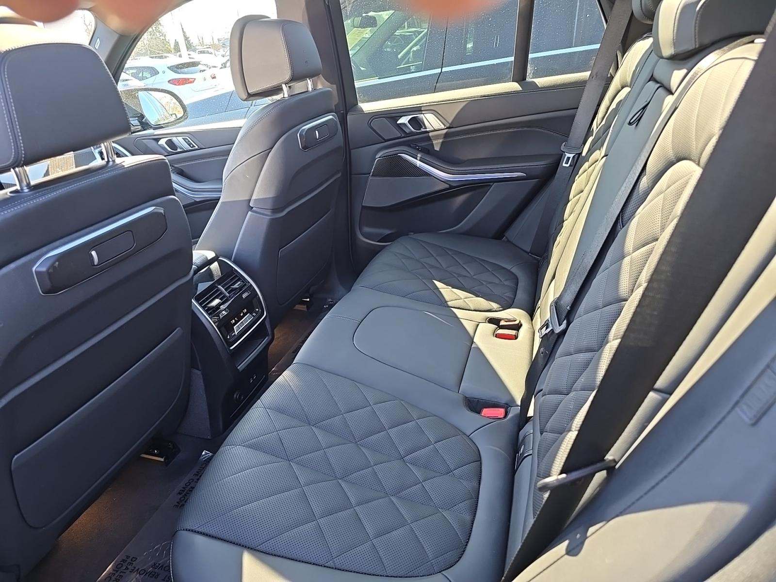 2025 BMW X5 M60i xDrive AWD