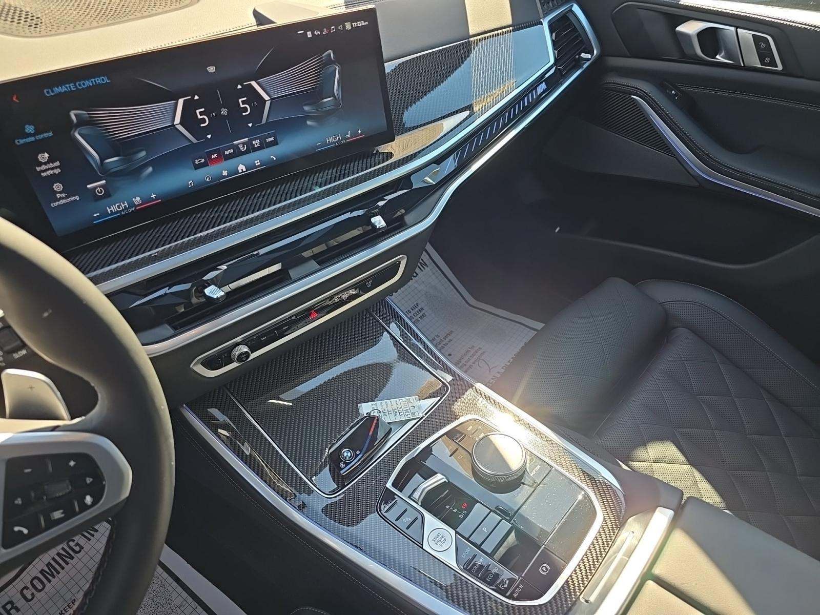 2025 BMW X5 M60i xDrive AWD