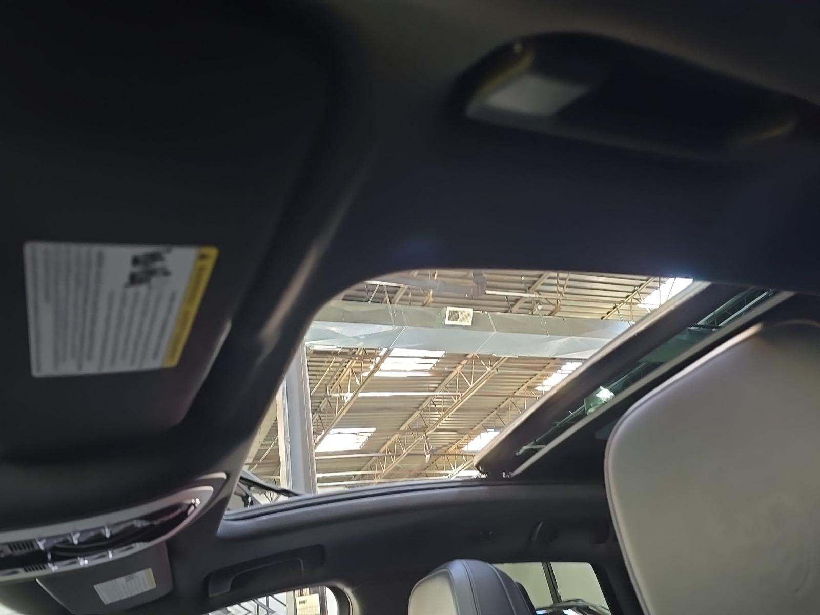 2018 Porsche Macan Base AWD