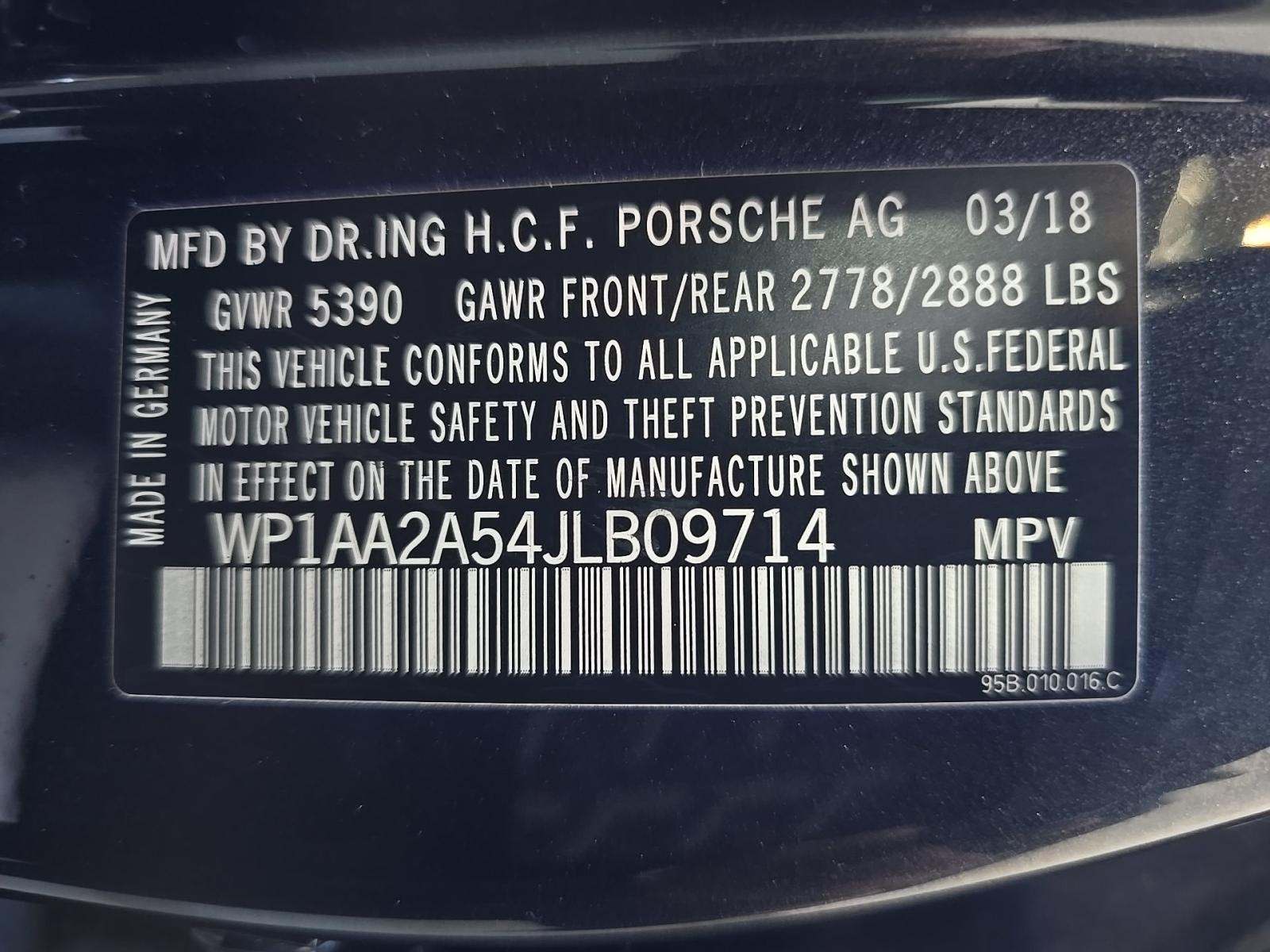 2018 Porsche Macan Base AWD