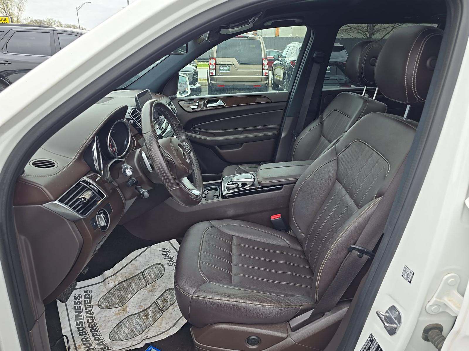 MERCEDES-BENZ GLS - 6