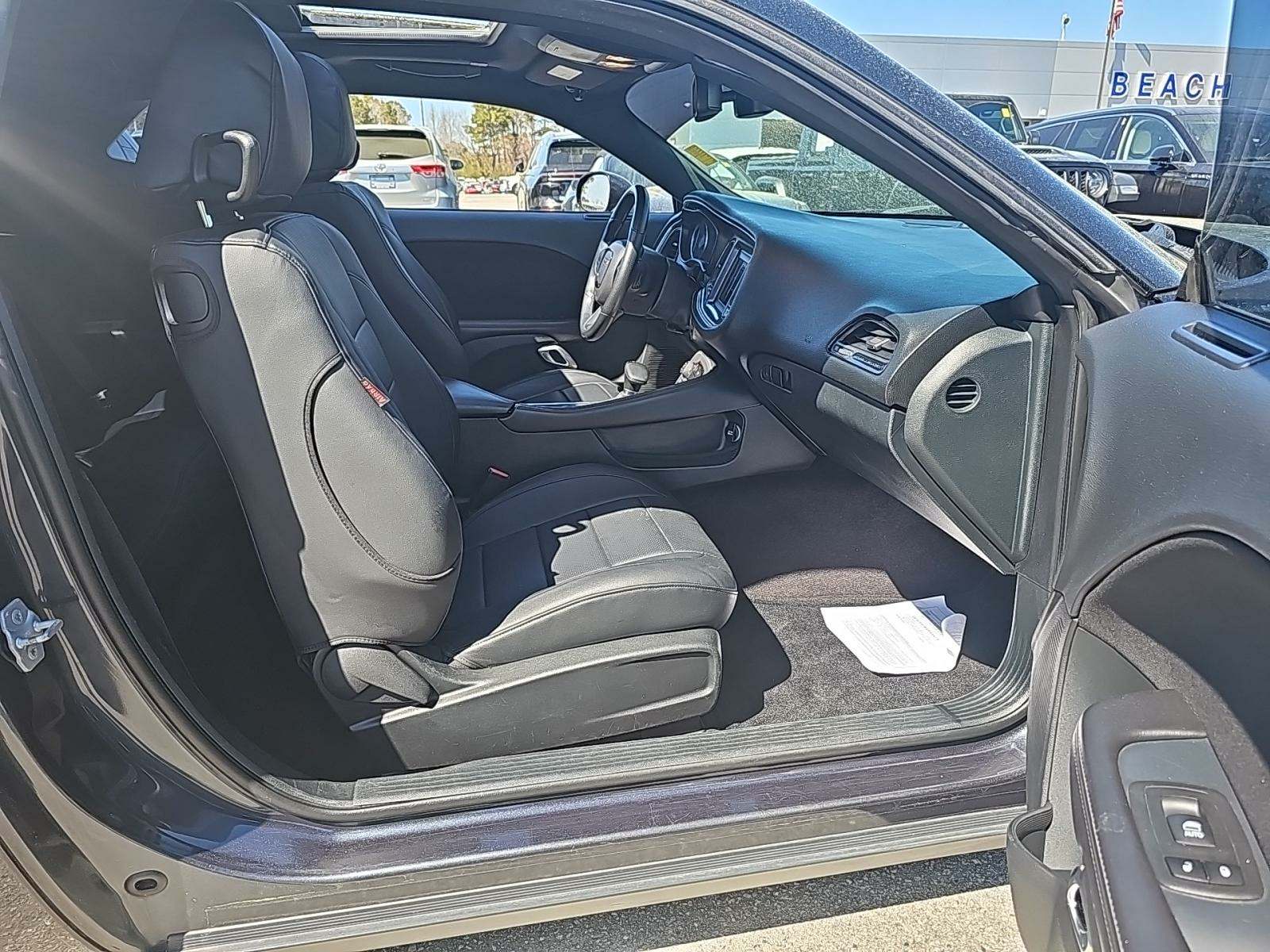 2018 Dodge Challenger R/T RWD