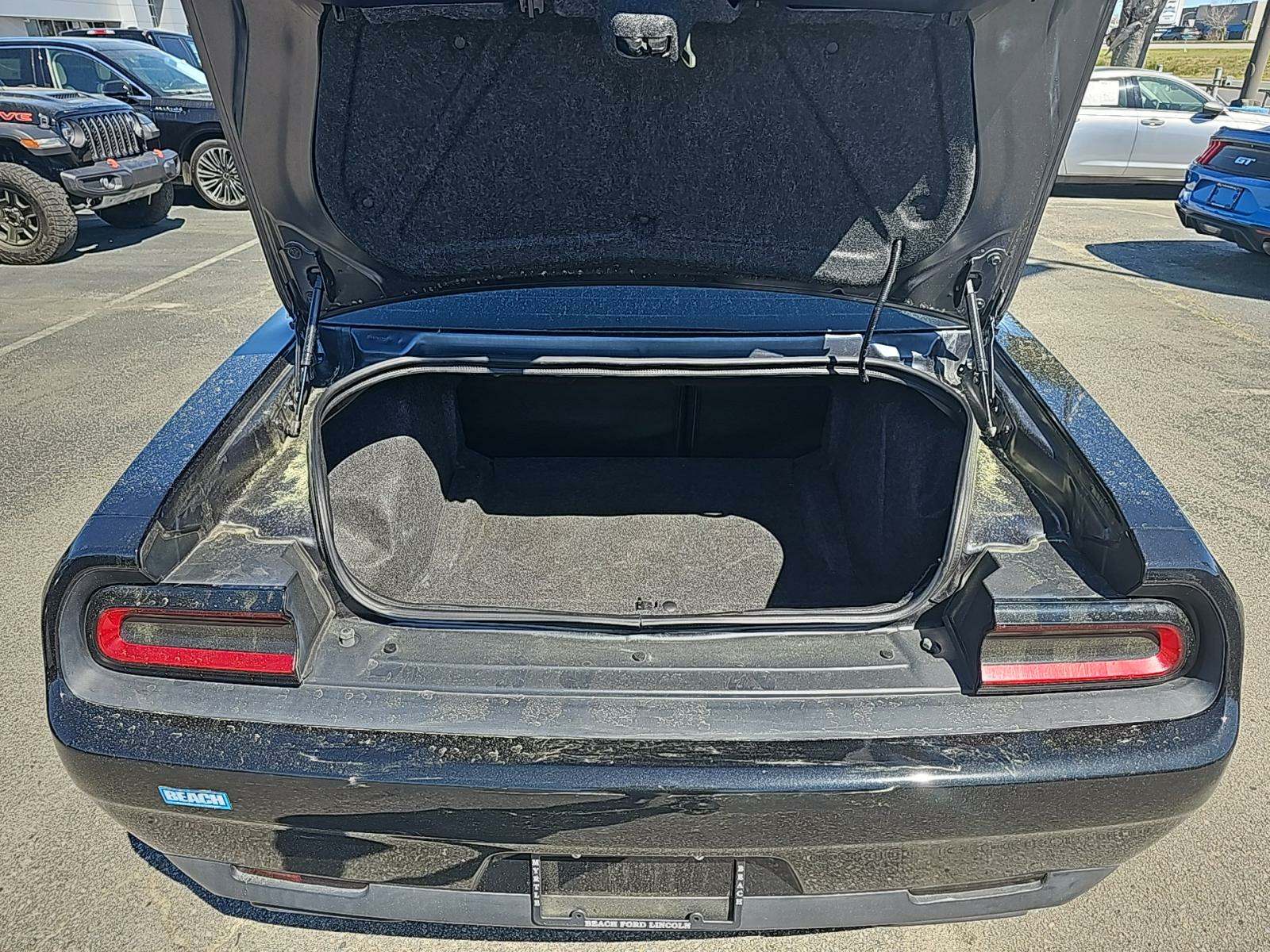 2018 Dodge Challenger R/T RWD