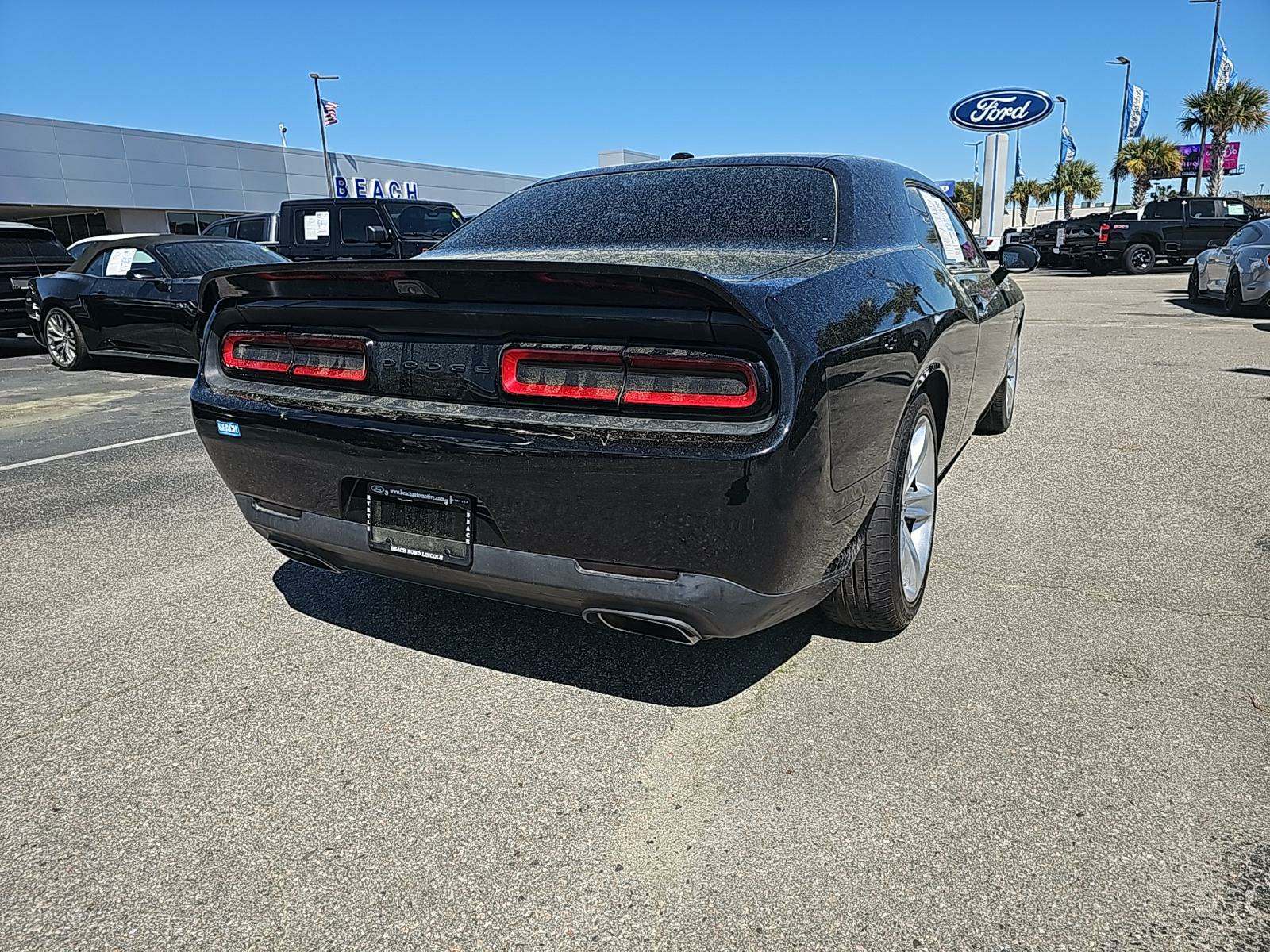 2018 Dodge Challenger R/T RWD