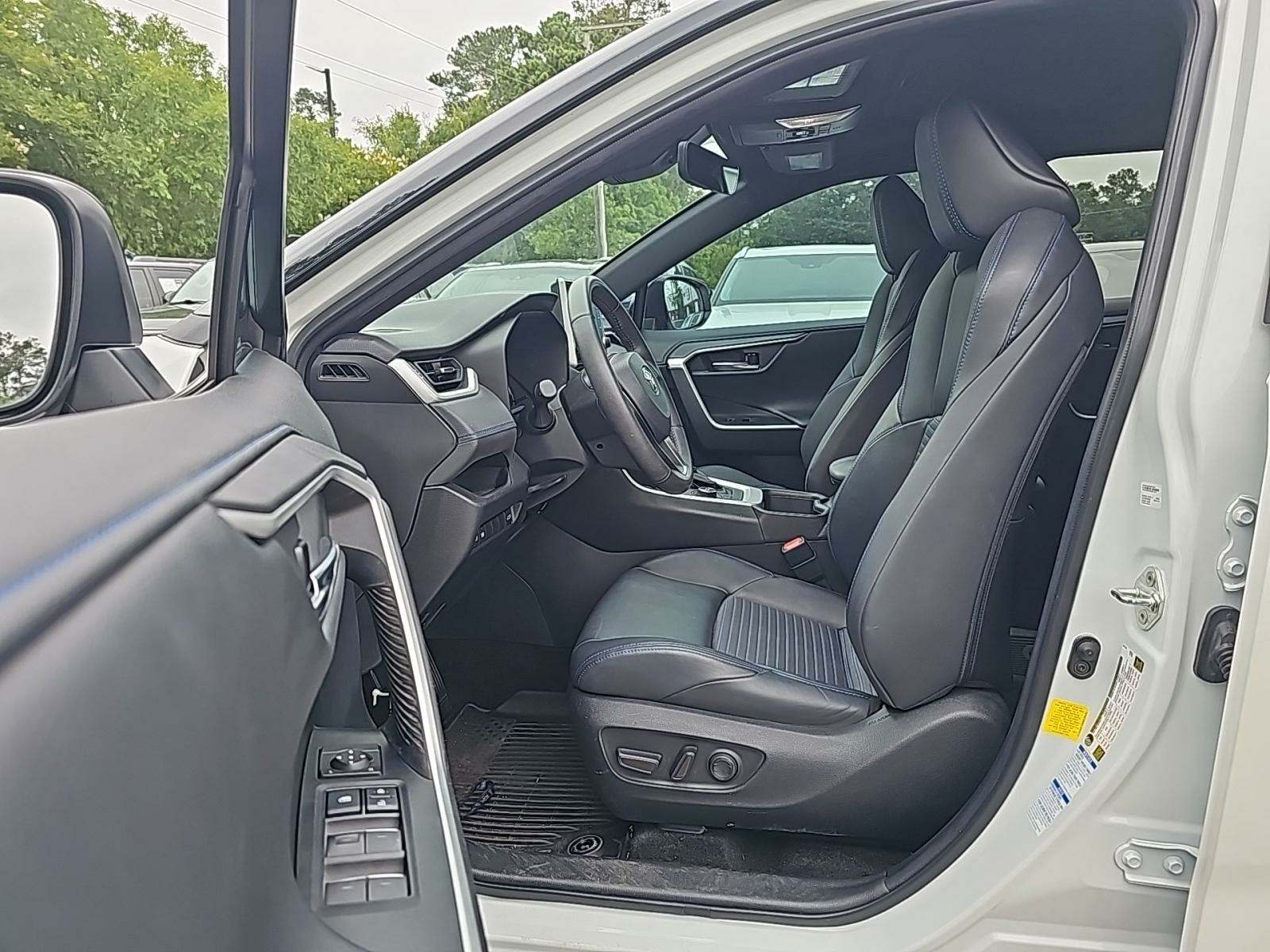 2022 Toyota RAV4 Hybrid XSE AWD