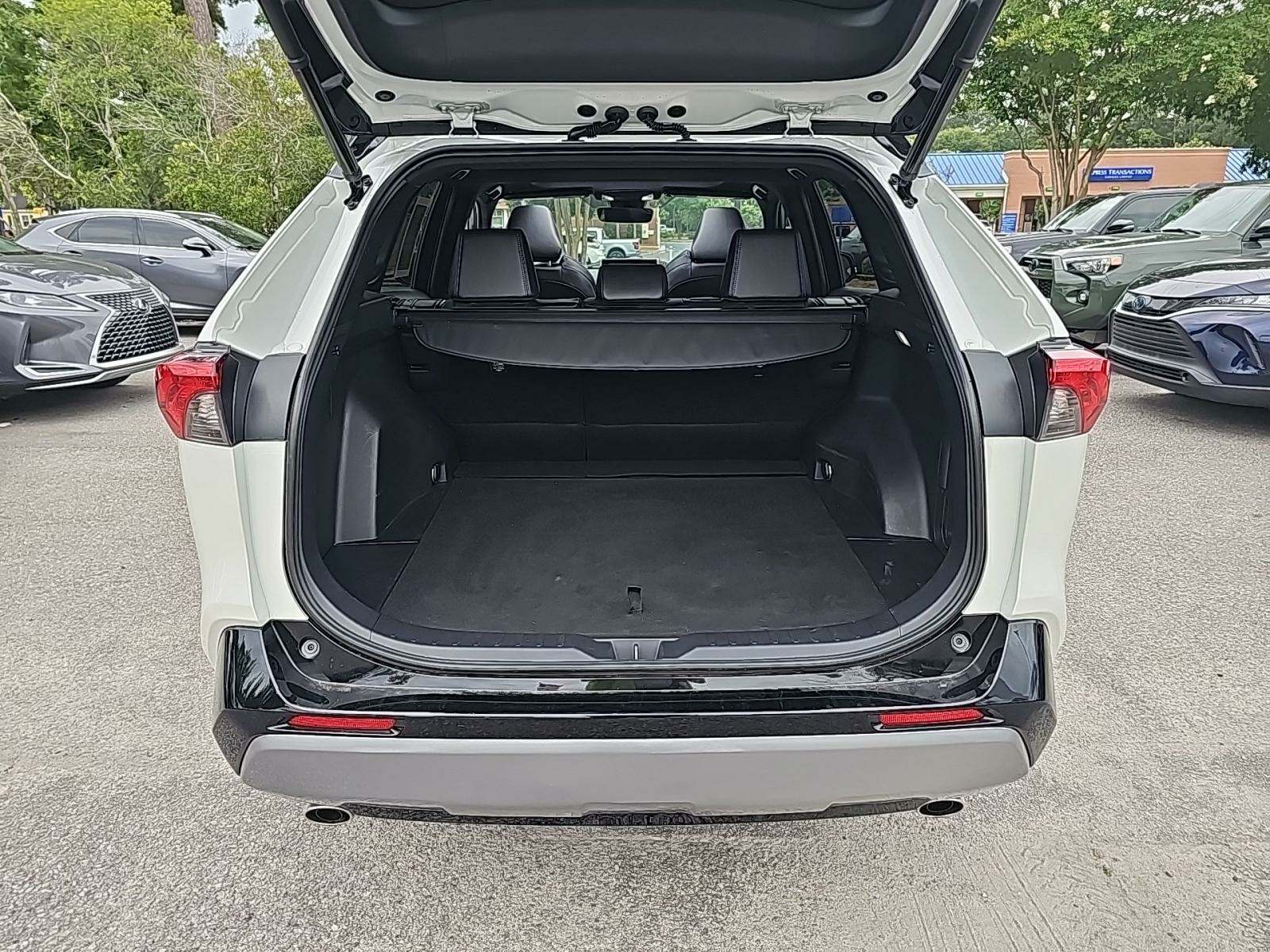 2022 Toyota RAV4 Hybrid XSE AWD