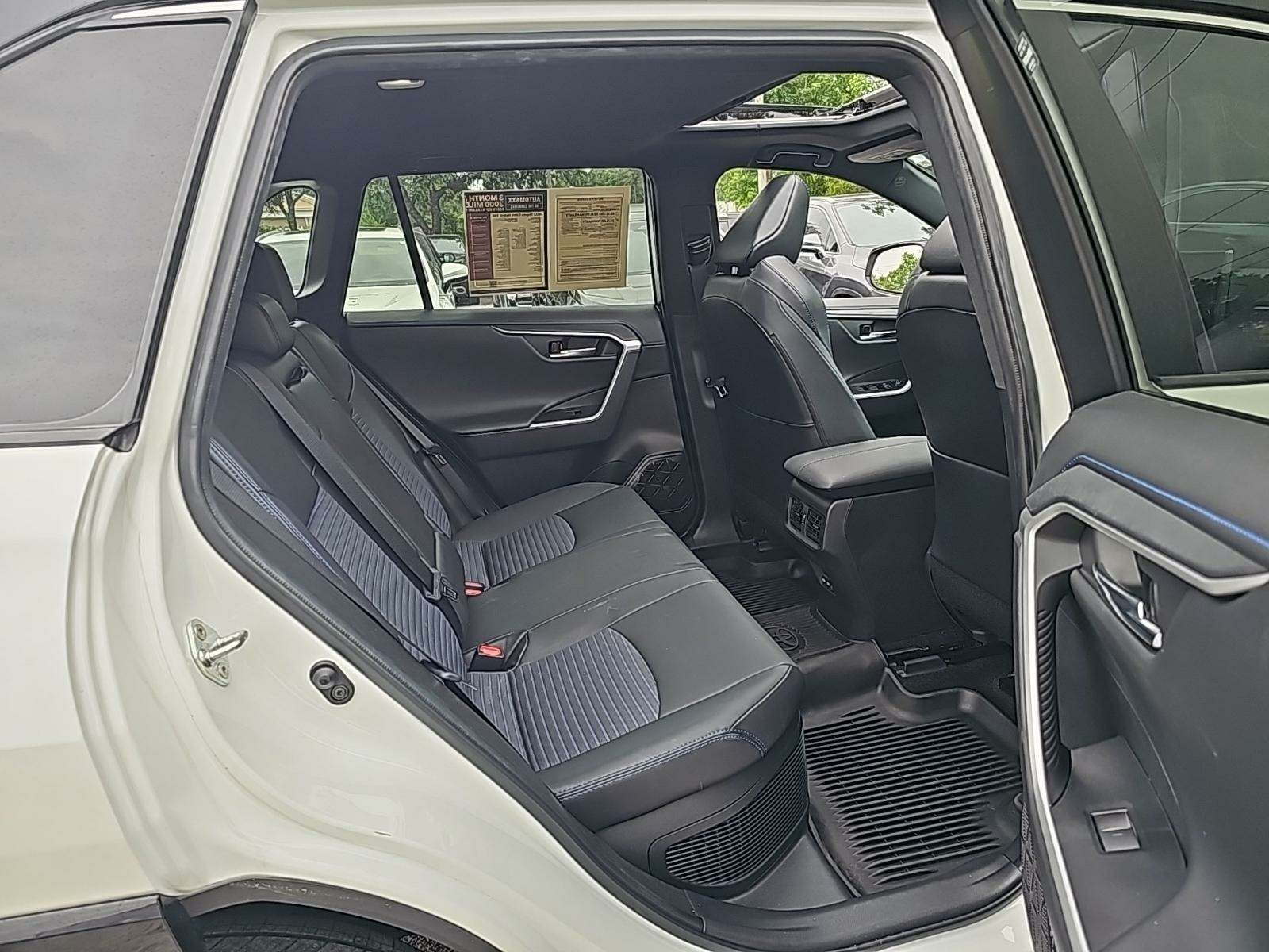 2022 Toyota RAV4 Hybrid XSE AWD