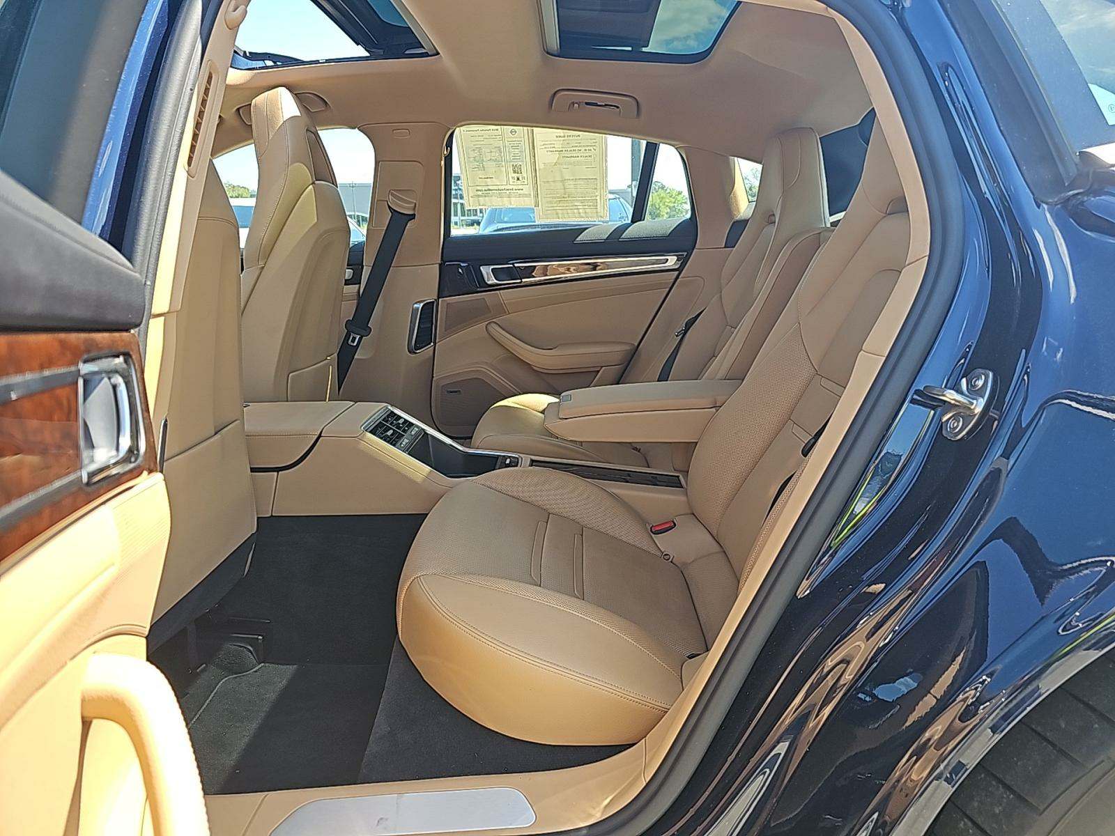 2018 Porsche Panamera 4 AWD