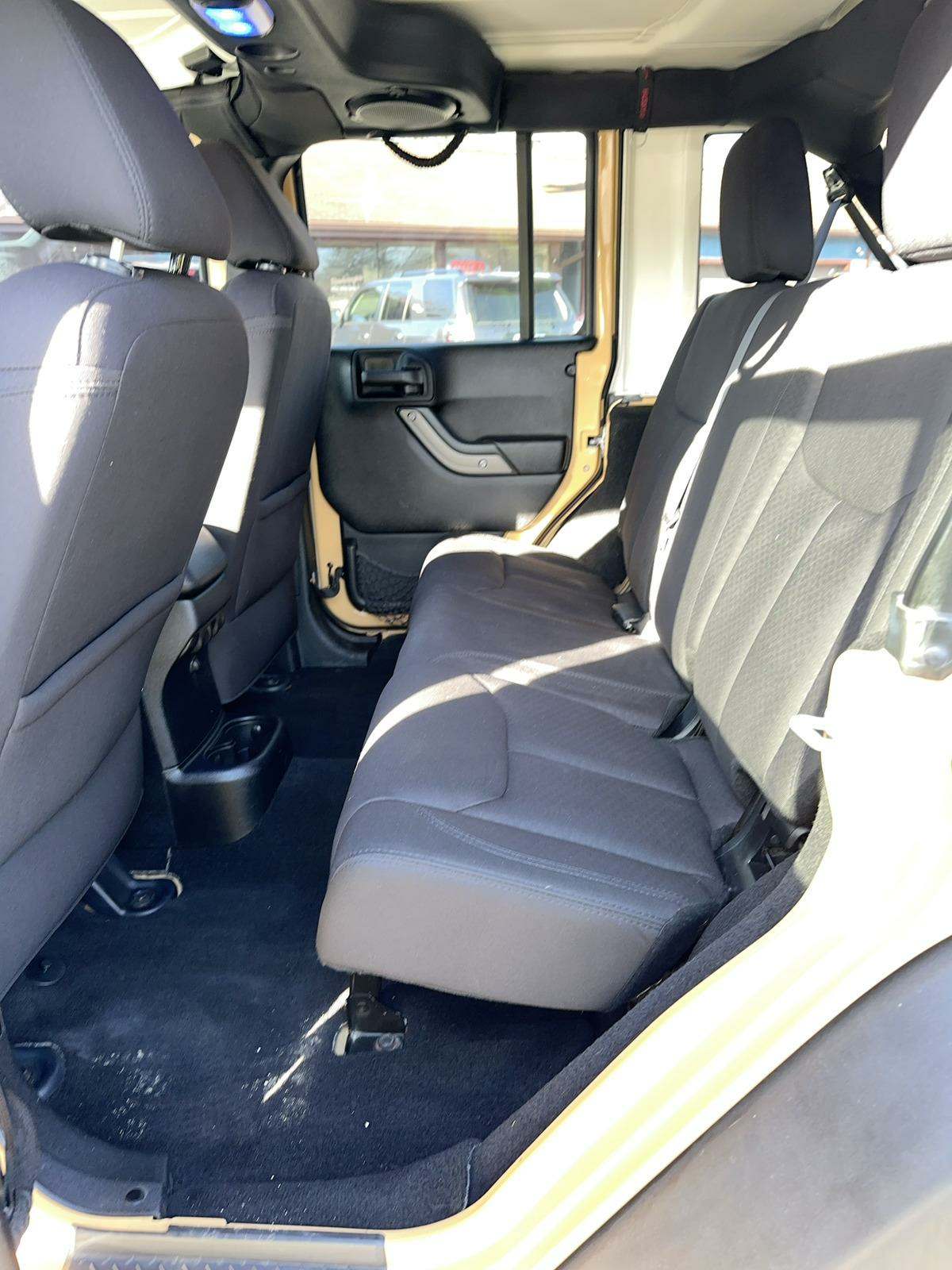 2014 Jeep Wrangler Sport AWD