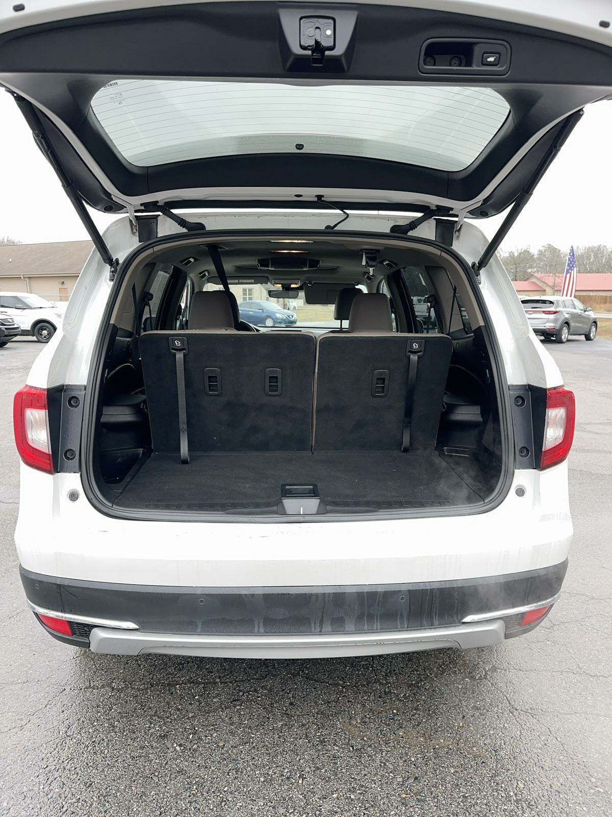 2021 Honda Pilot Touring 8-Passenger FWD