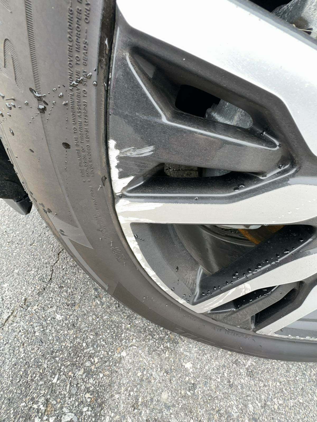 2021 Honda Pilot Touring 8-Passenger FWD