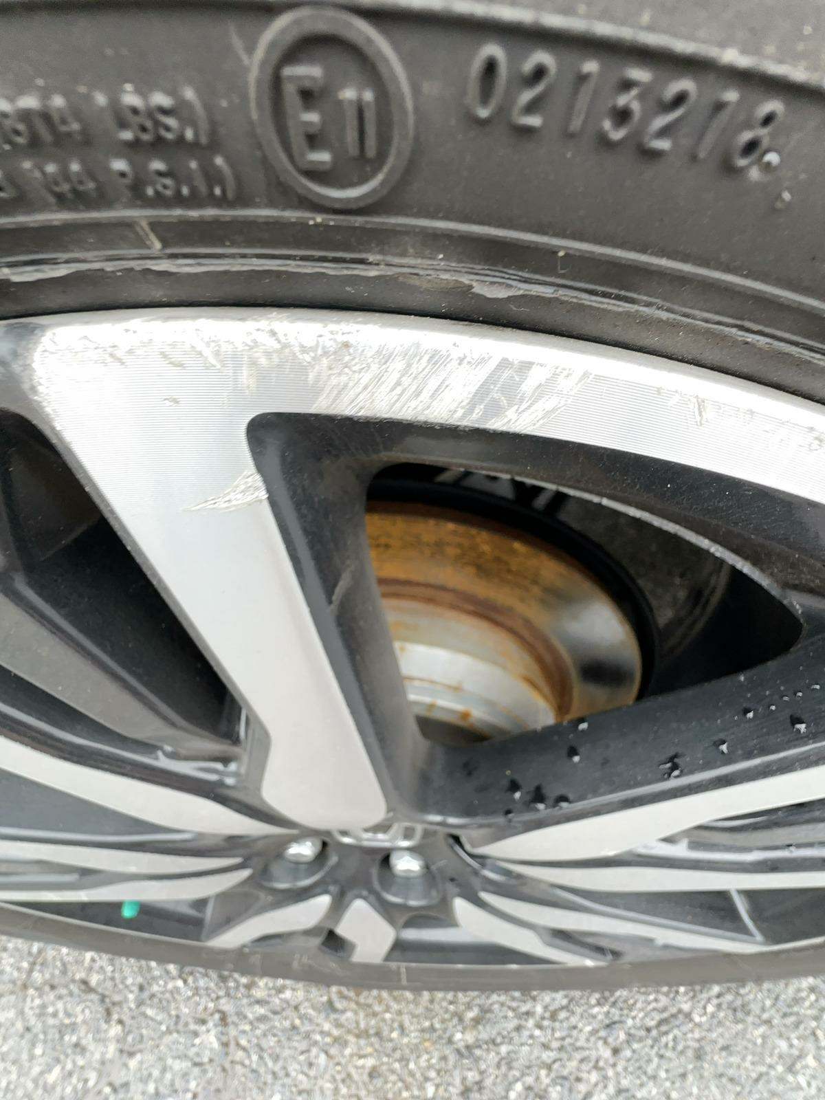 2021 Honda Pilot Touring 8-Passenger FWD