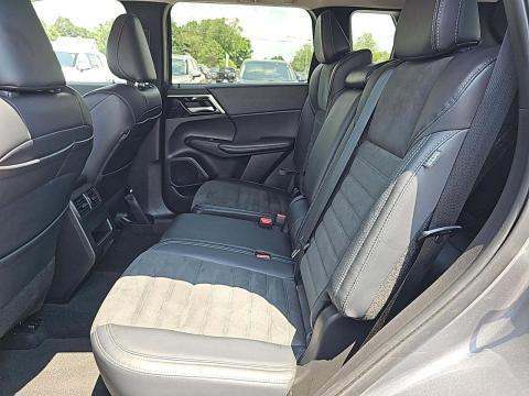 2024 Mitsubishi Outlander SE AWD