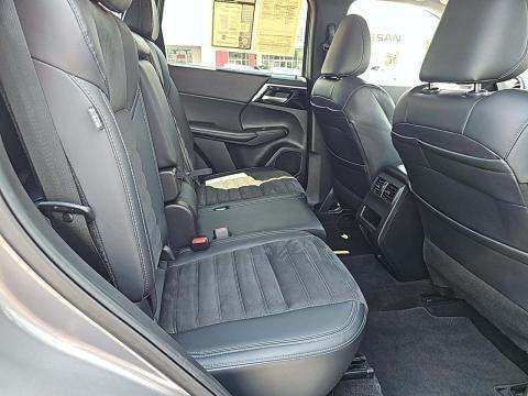2024 Mitsubishi Outlander SE AWD
