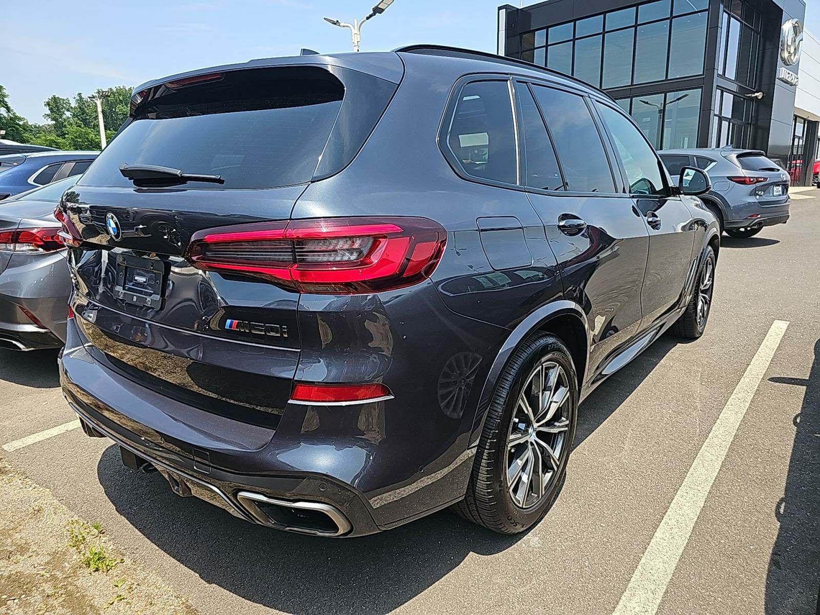 2022 BMW X5 M50i AWD