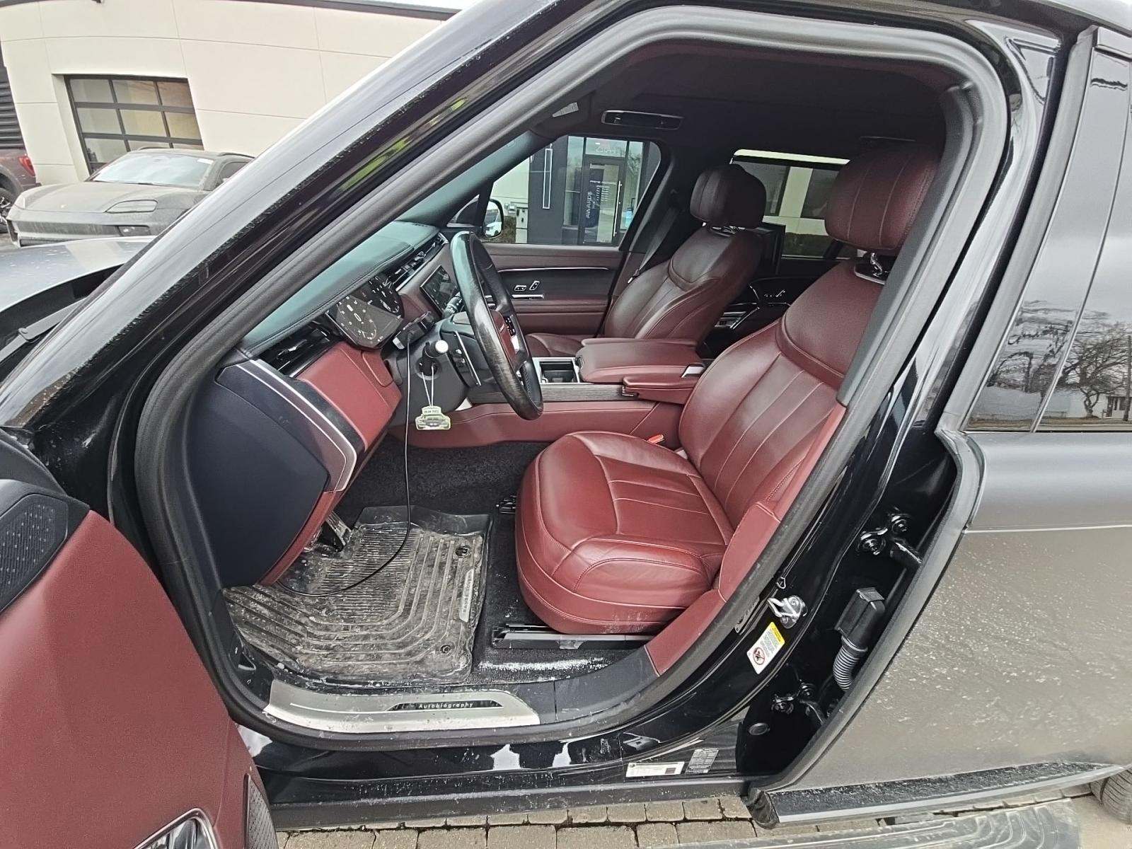 2024 Land Rover Range Rover Autobiography LWB AWD