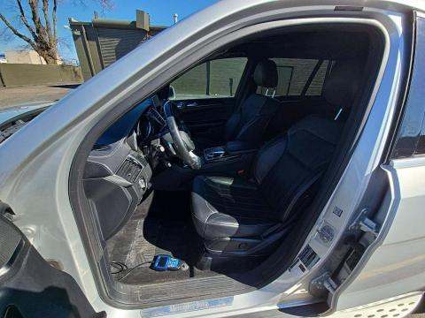 MERCEDES-BENZ GLS - 2