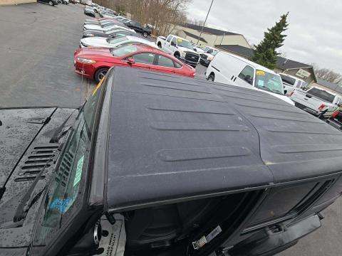 JEEP UNLIMITED SAHARA - 8