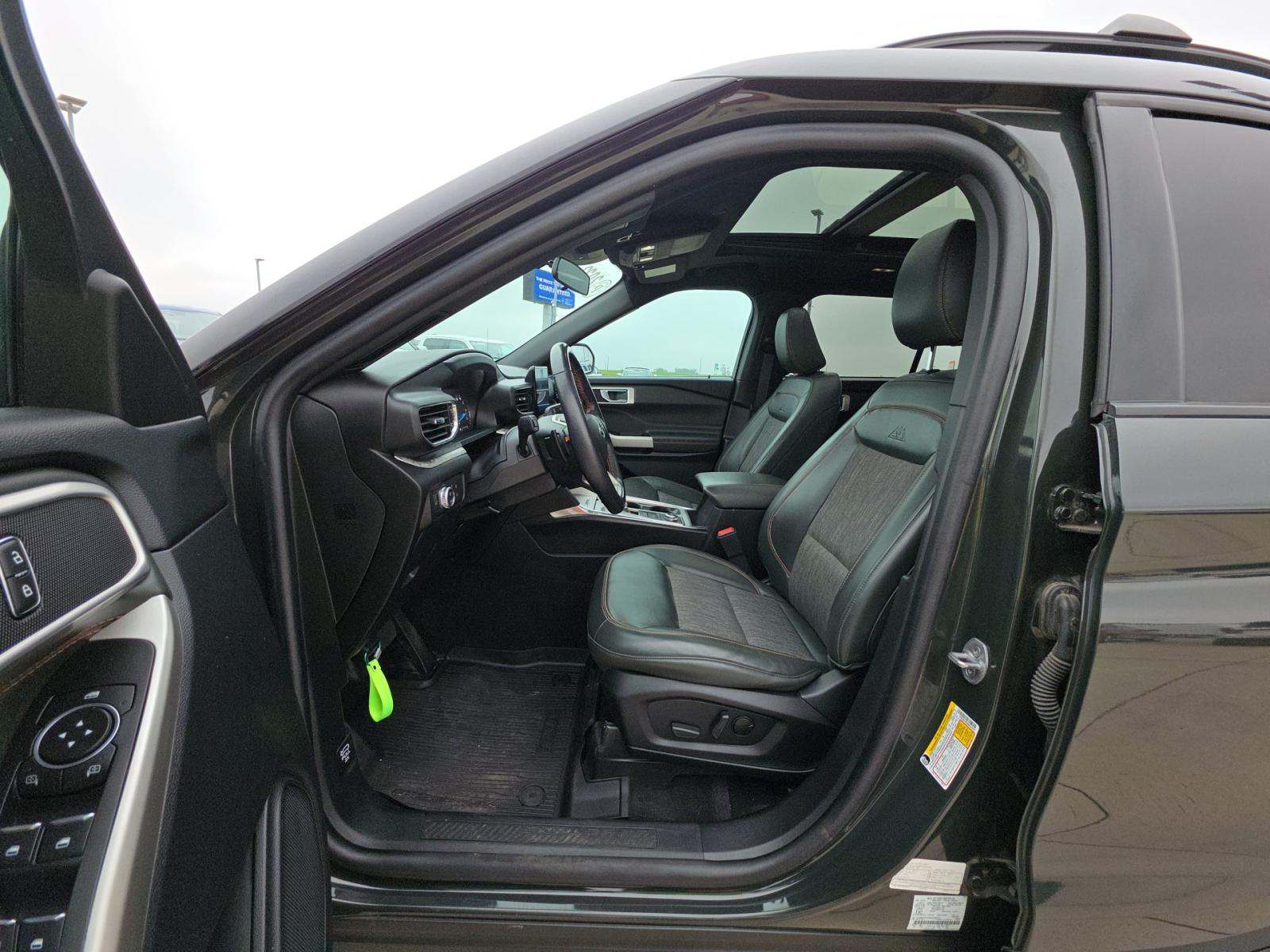 FORD EXPLORER - 2