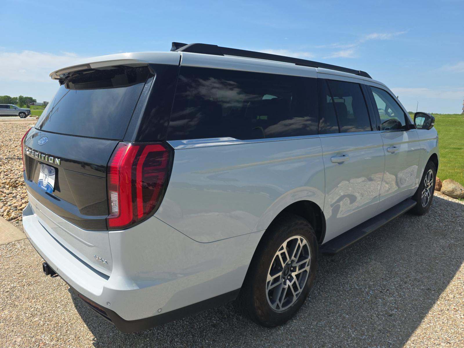 FORD EXPEDITION MAX - 3