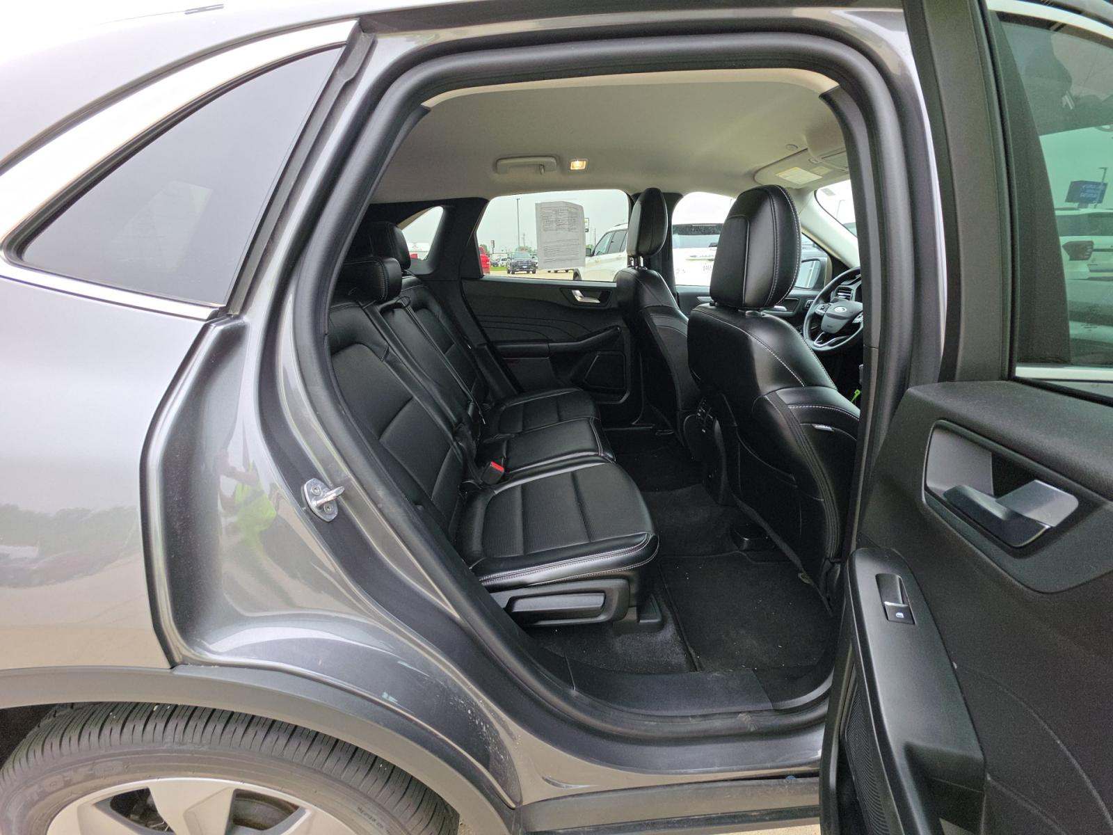 2023 Ford Escape Platinum AWD