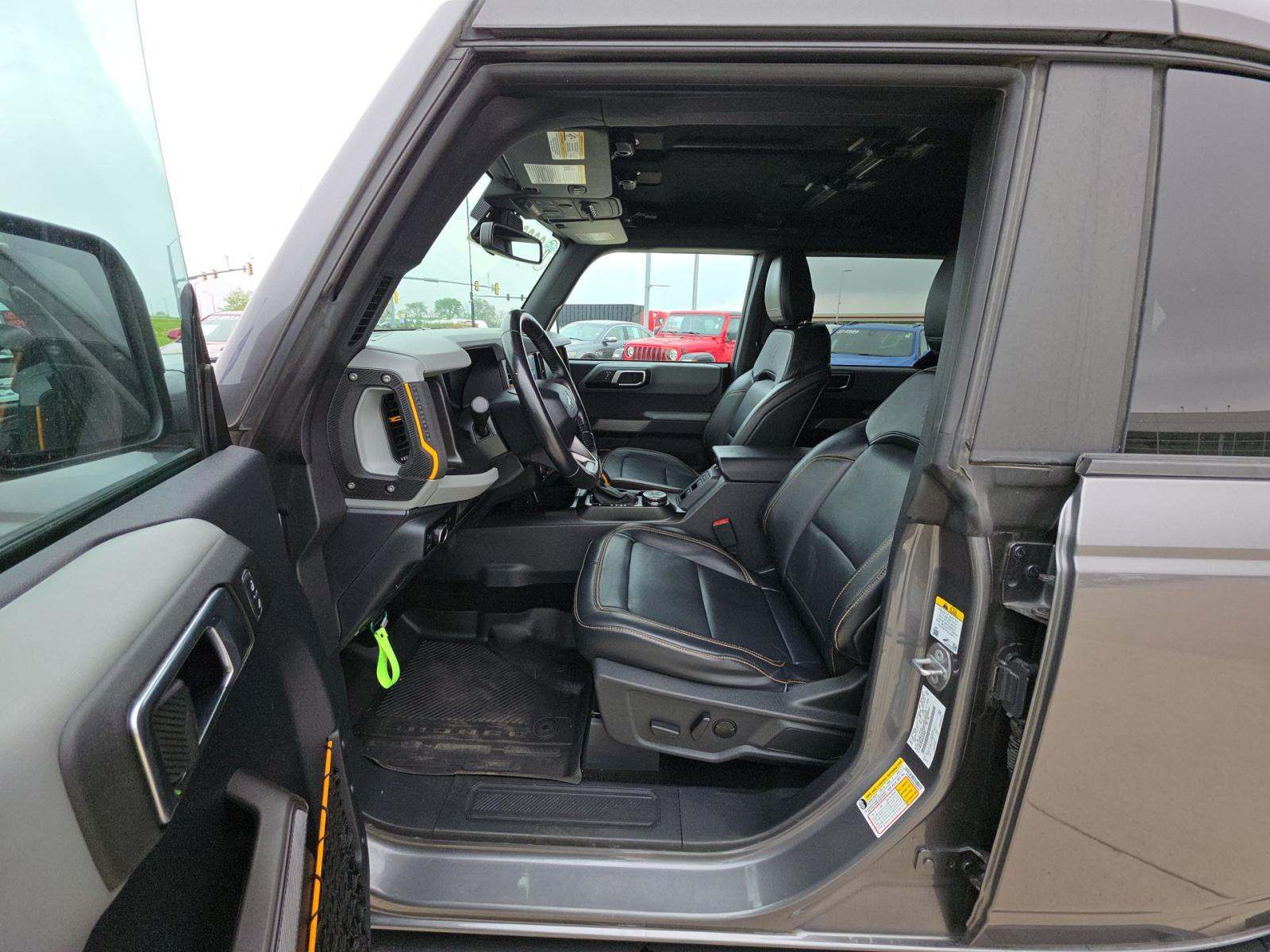 FORD BRONCO - 2