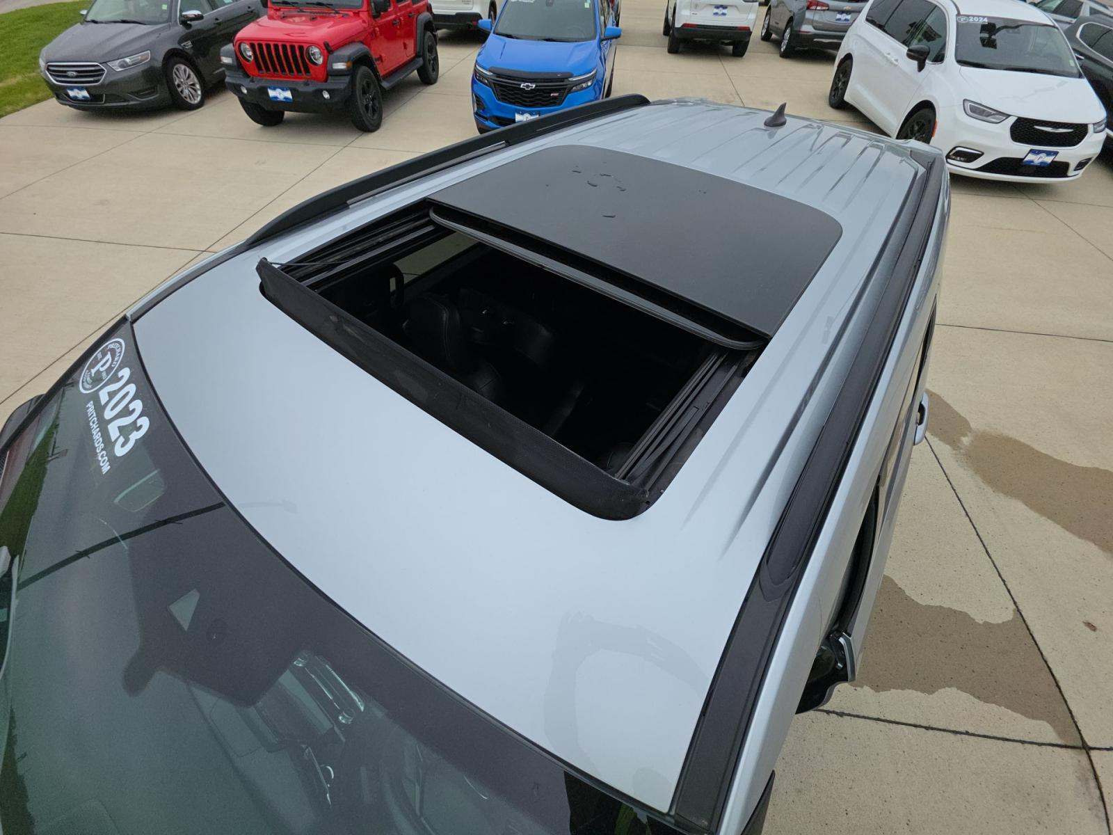 FORD EXPLORER - 8