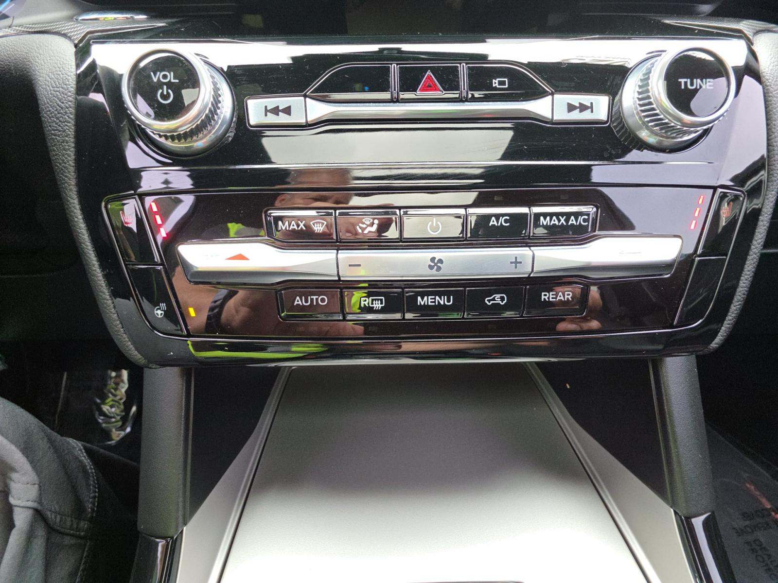 2023 Ford Explorer ST-Line AWD