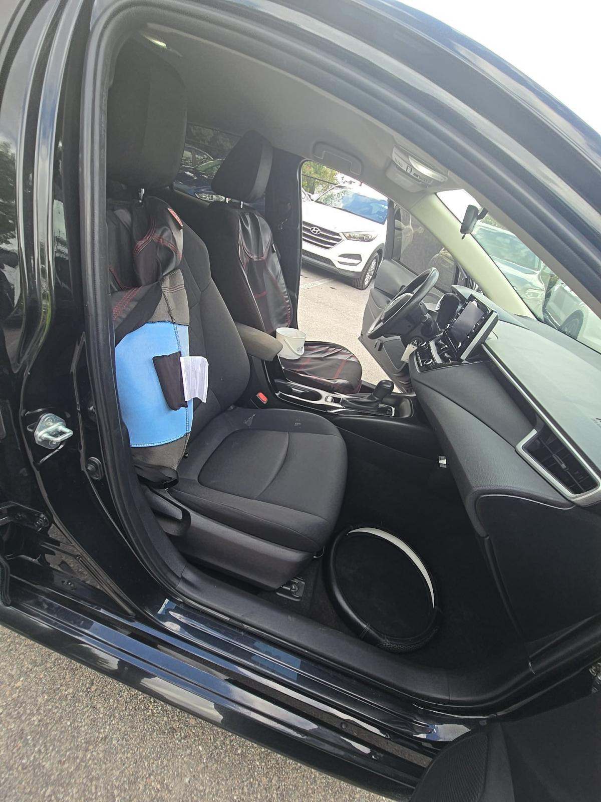 2021 Toyota Corolla LE FWD