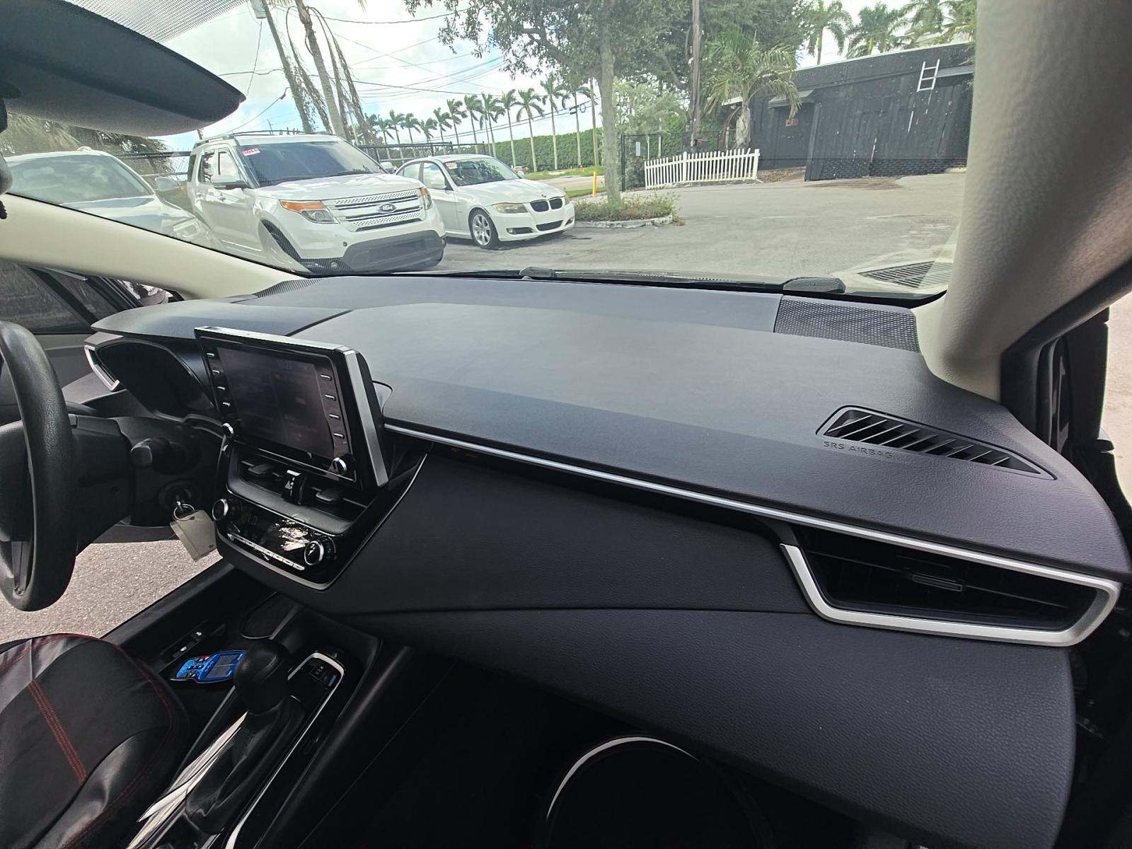 2021 Toyota Corolla LE FWD