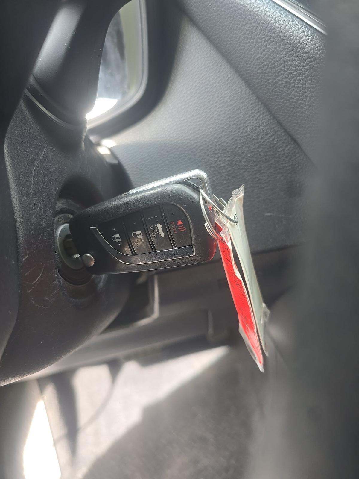 2021 Toyota Corolla LE FWD