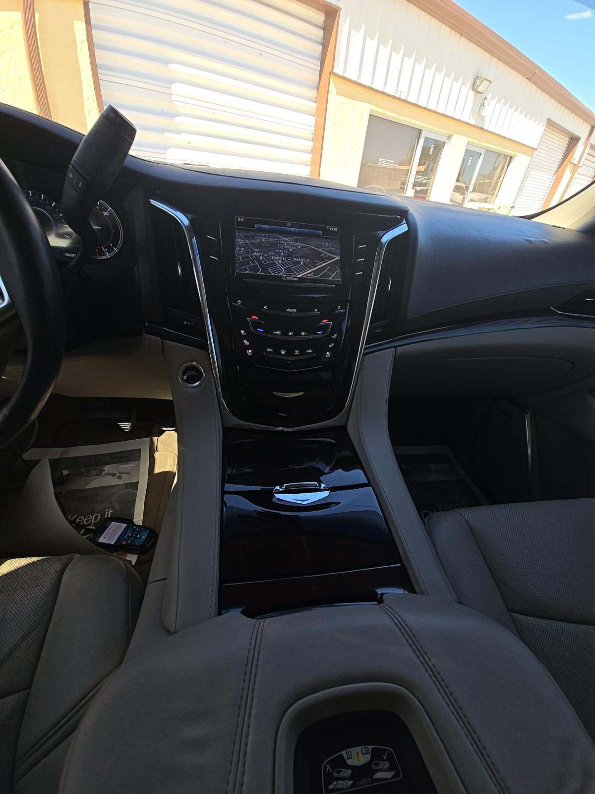 2016 Cadillac Escalade Luxury RWD