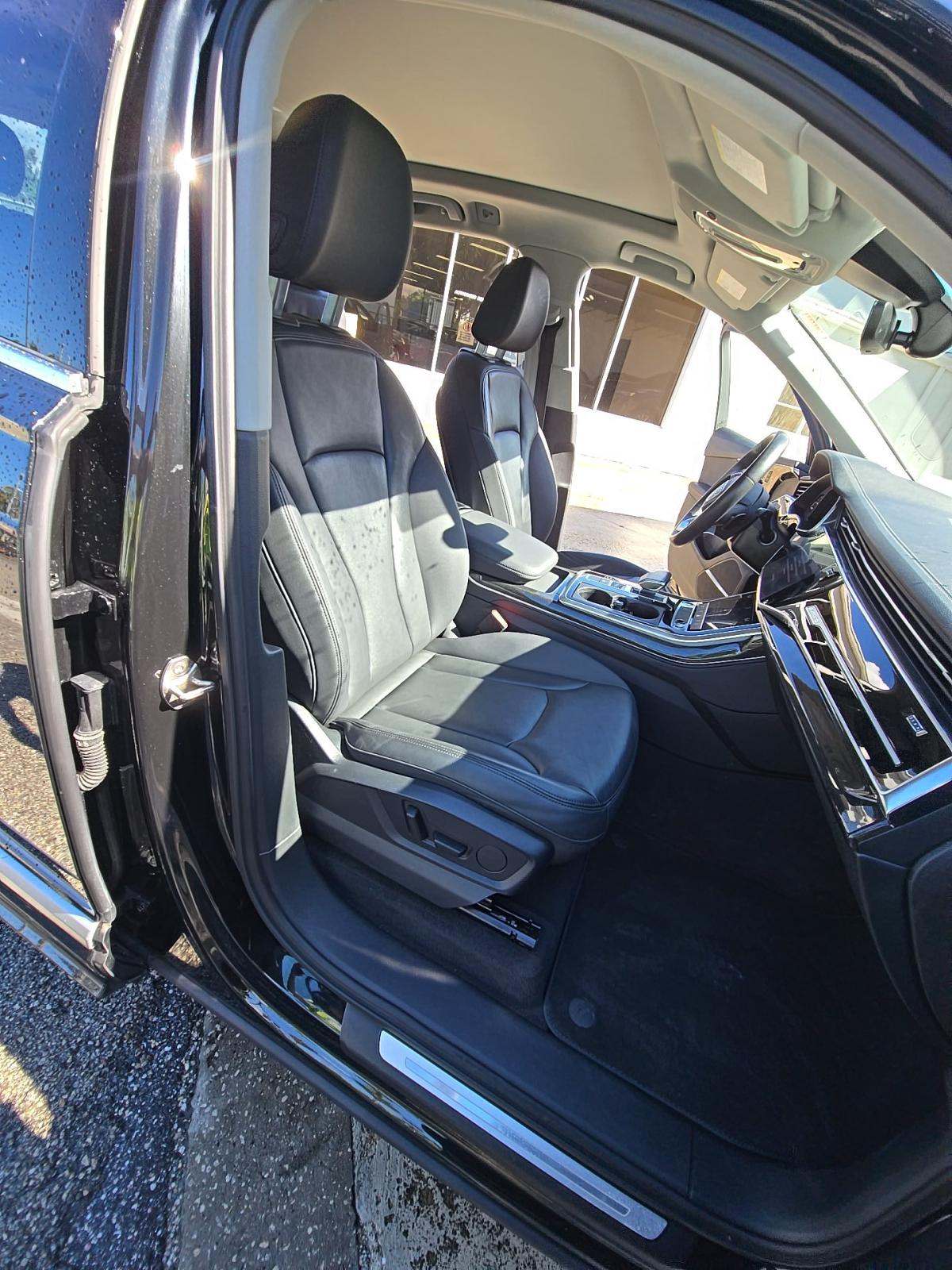 2024 Audi Q7 Premium Plus AWD