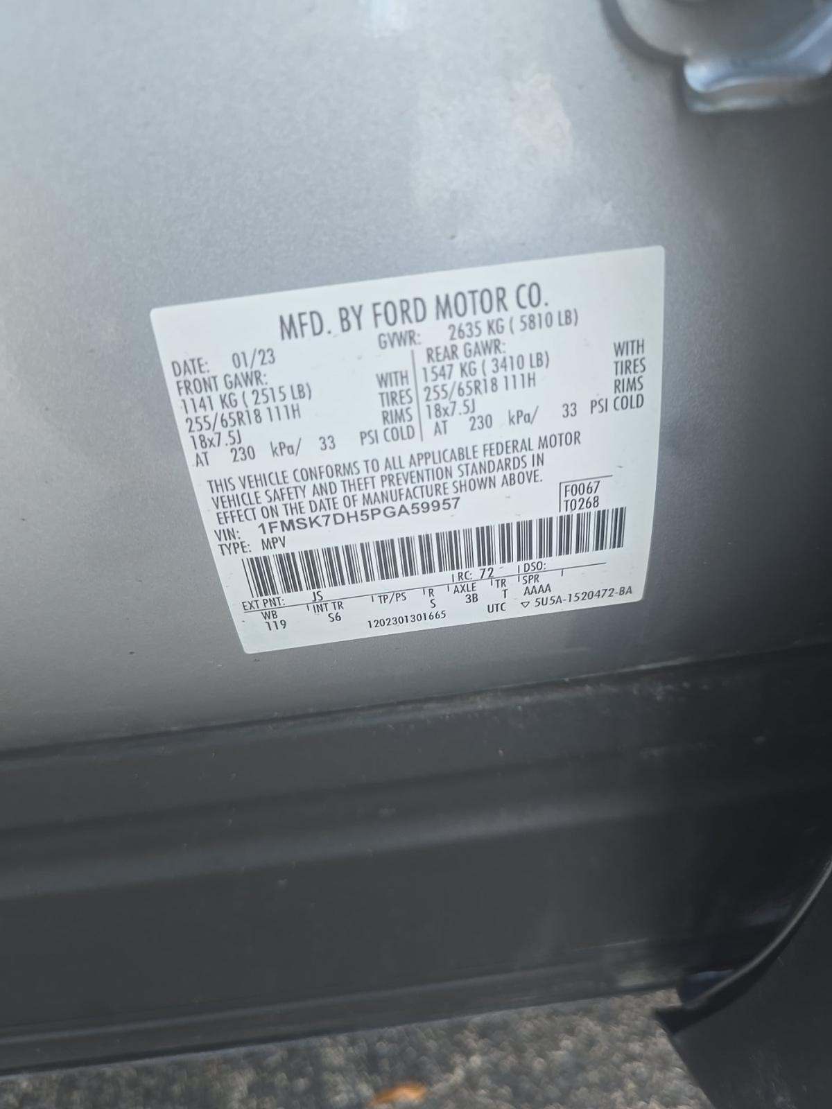 2023 Ford Explorer XLT RWD