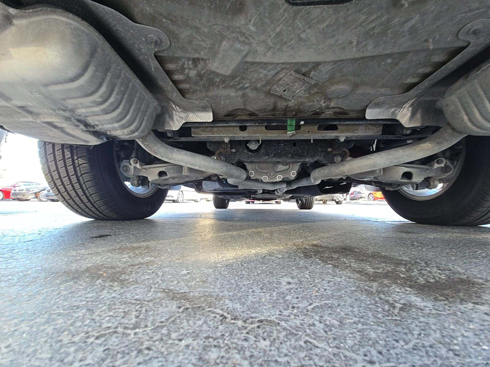 2023 Ford Explorer XLT RWD