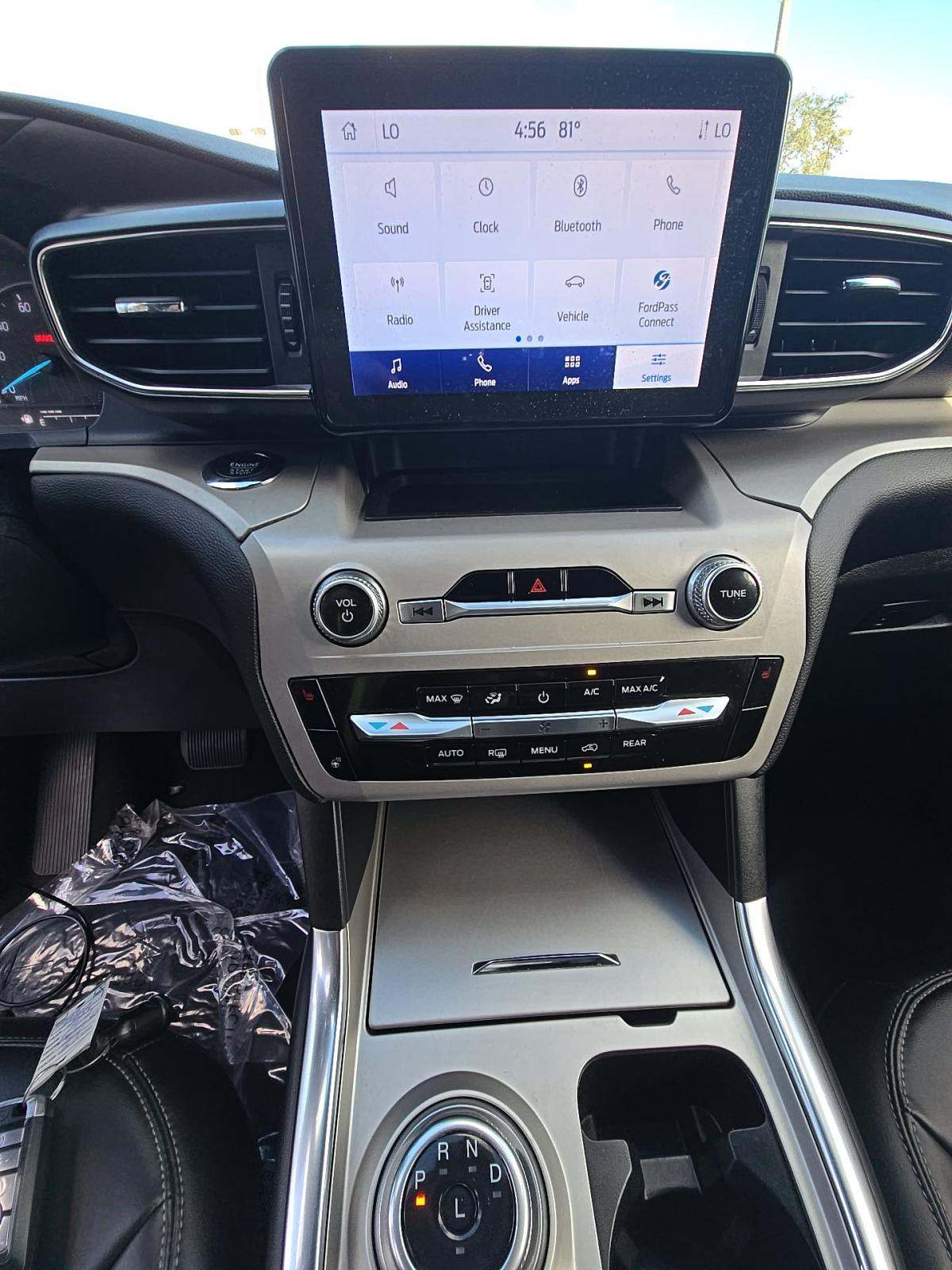 2023 Ford Explorer XLT RWD