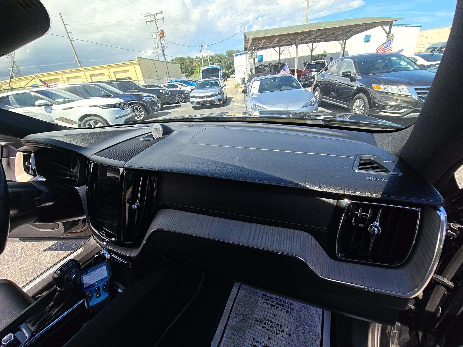 2019 Volvo XC60 T6 Inscription AWD