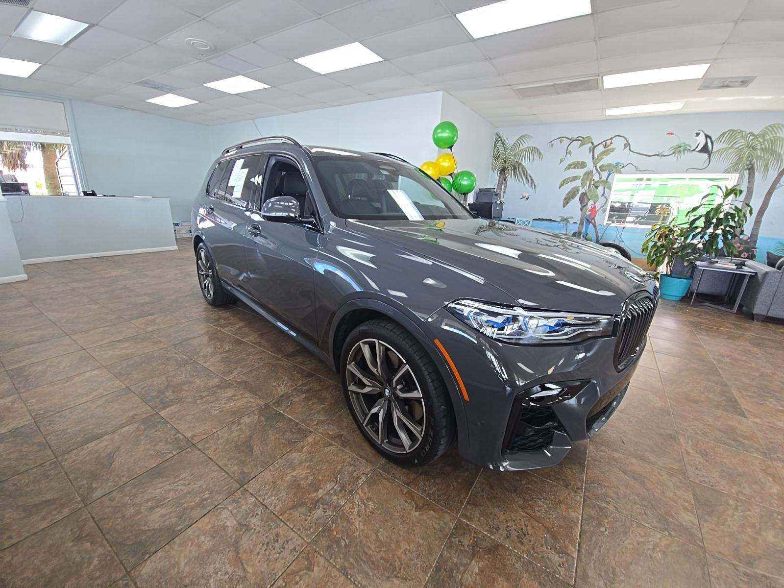 2022 BMW X7 M50i AWD