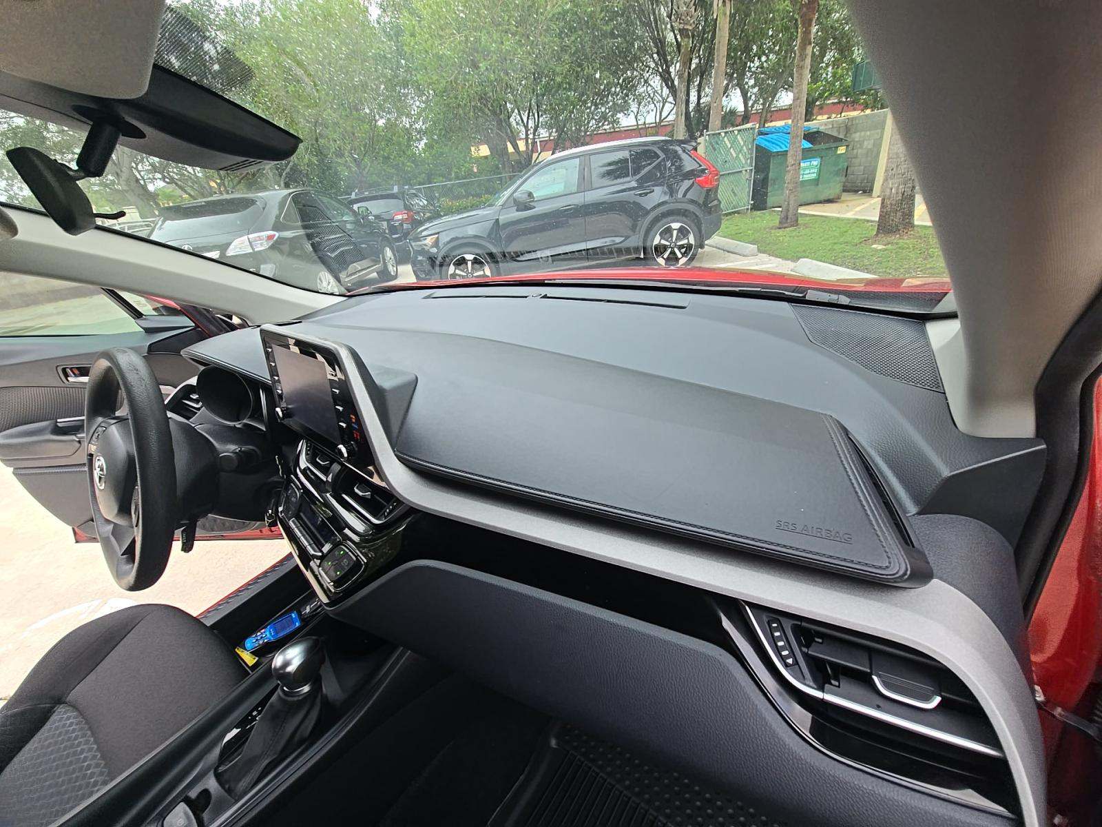 2020 Toyota C-HR LE FWD