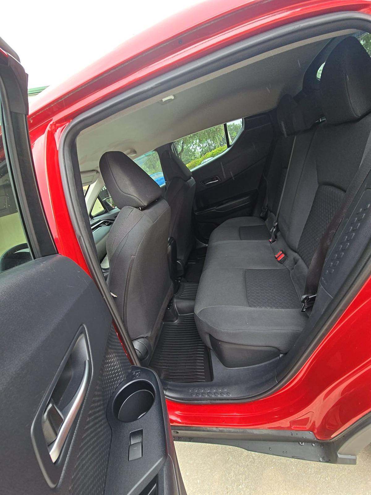 2020 Toyota C-HR LE FWD