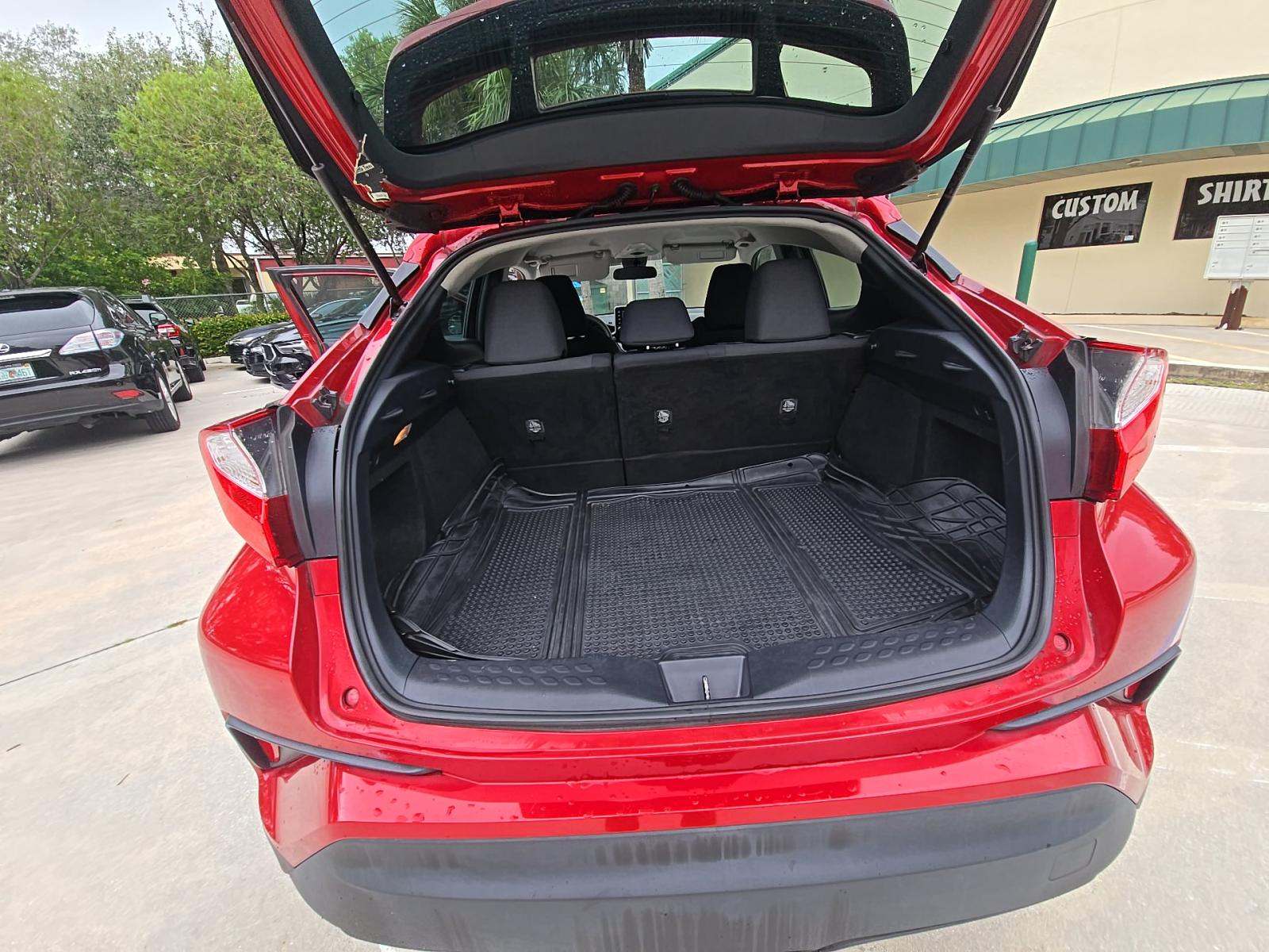 2020 Toyota C-HR LE FWD