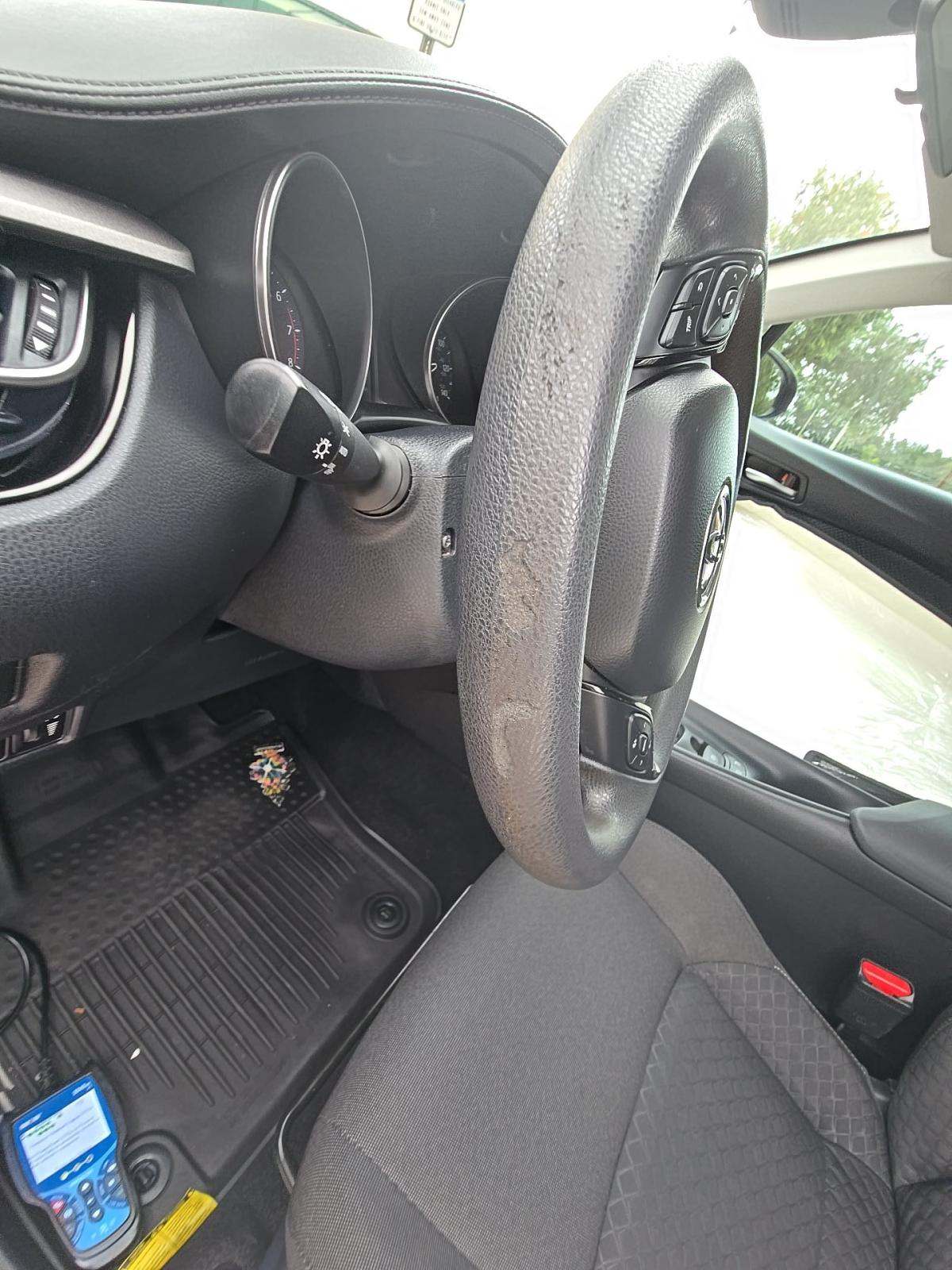 2020 Toyota C-HR LE FWD