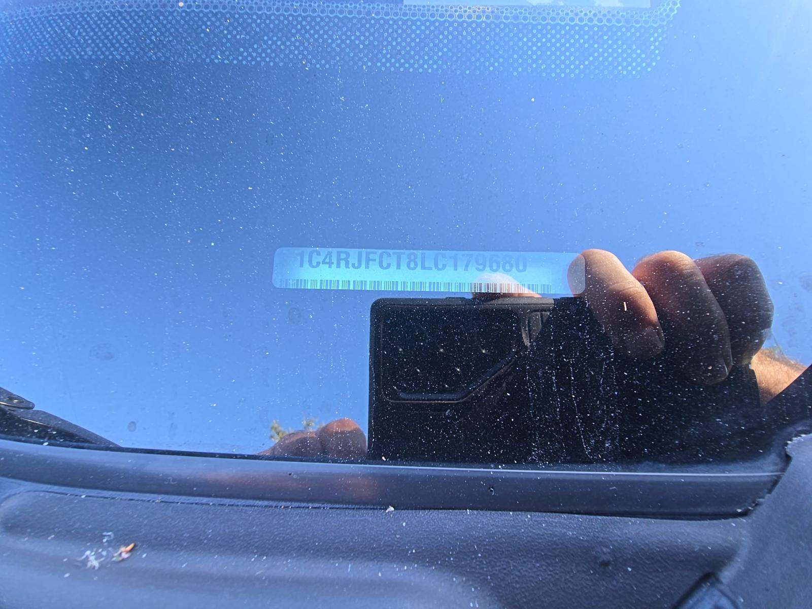 2020 Jeep Grand Cherokee Overland AWD